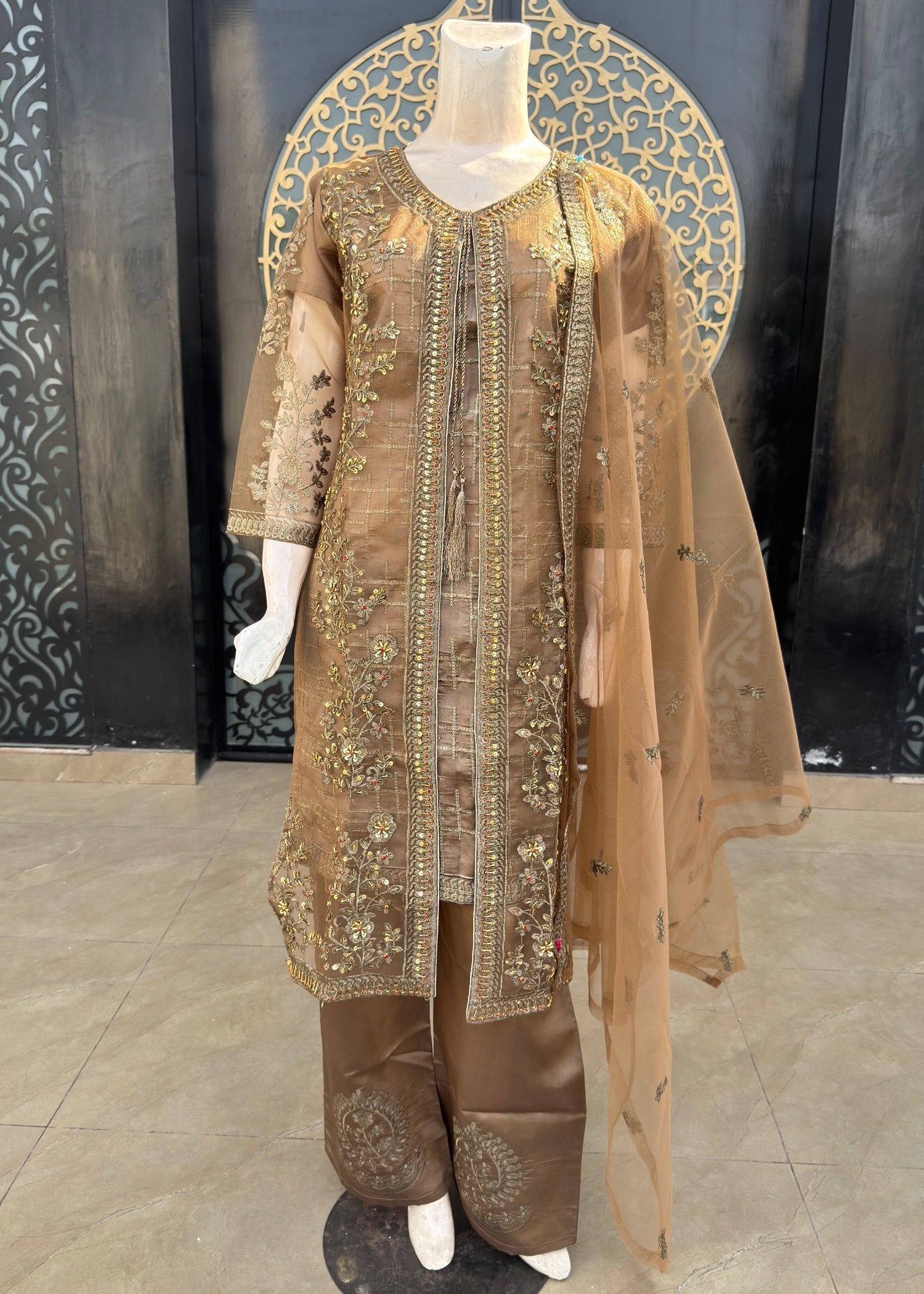 Noir Beats handwork Gown Women 3pcs