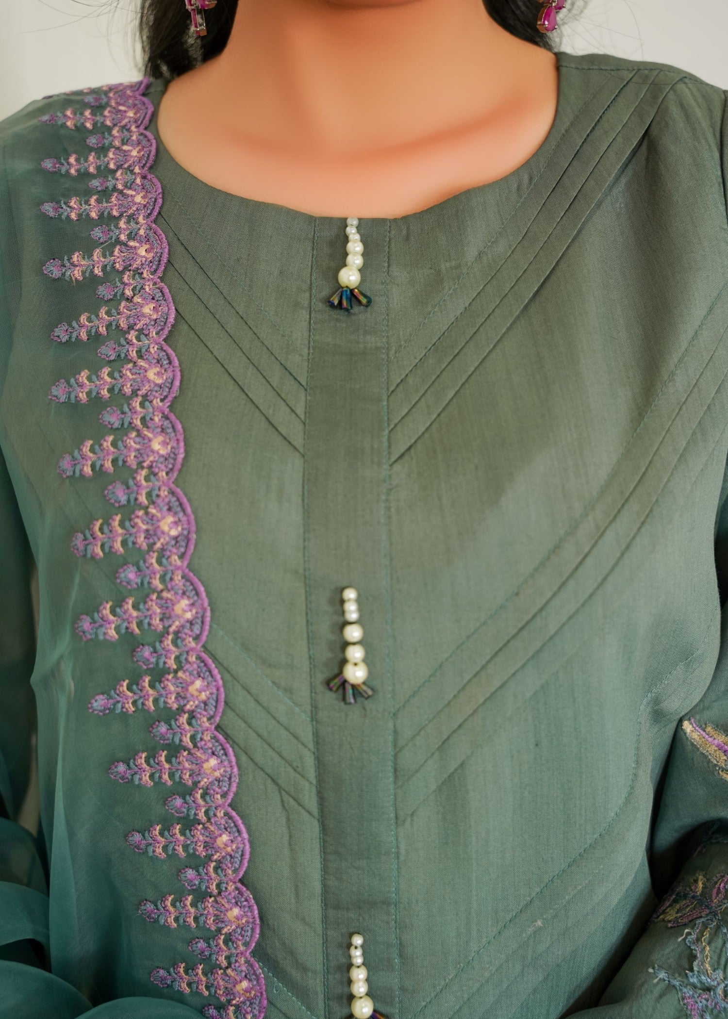 Thread & Weave By Zeplar Viscose Luxe Pret 101 Kurta Set Women 3pcs