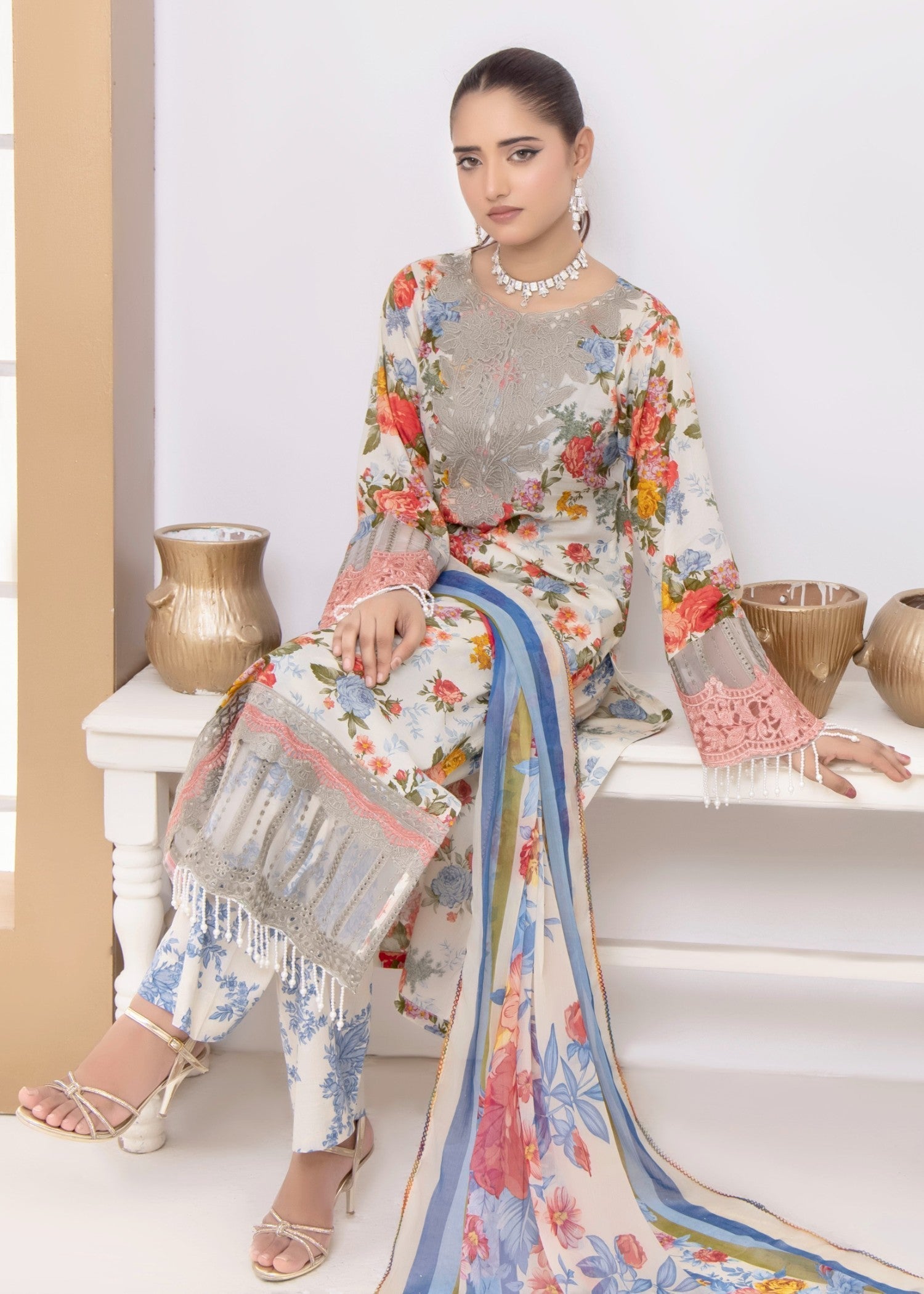 Polawn PD 24 605 A NAINA PRET LAWN COLLECTION Women 3pcs
