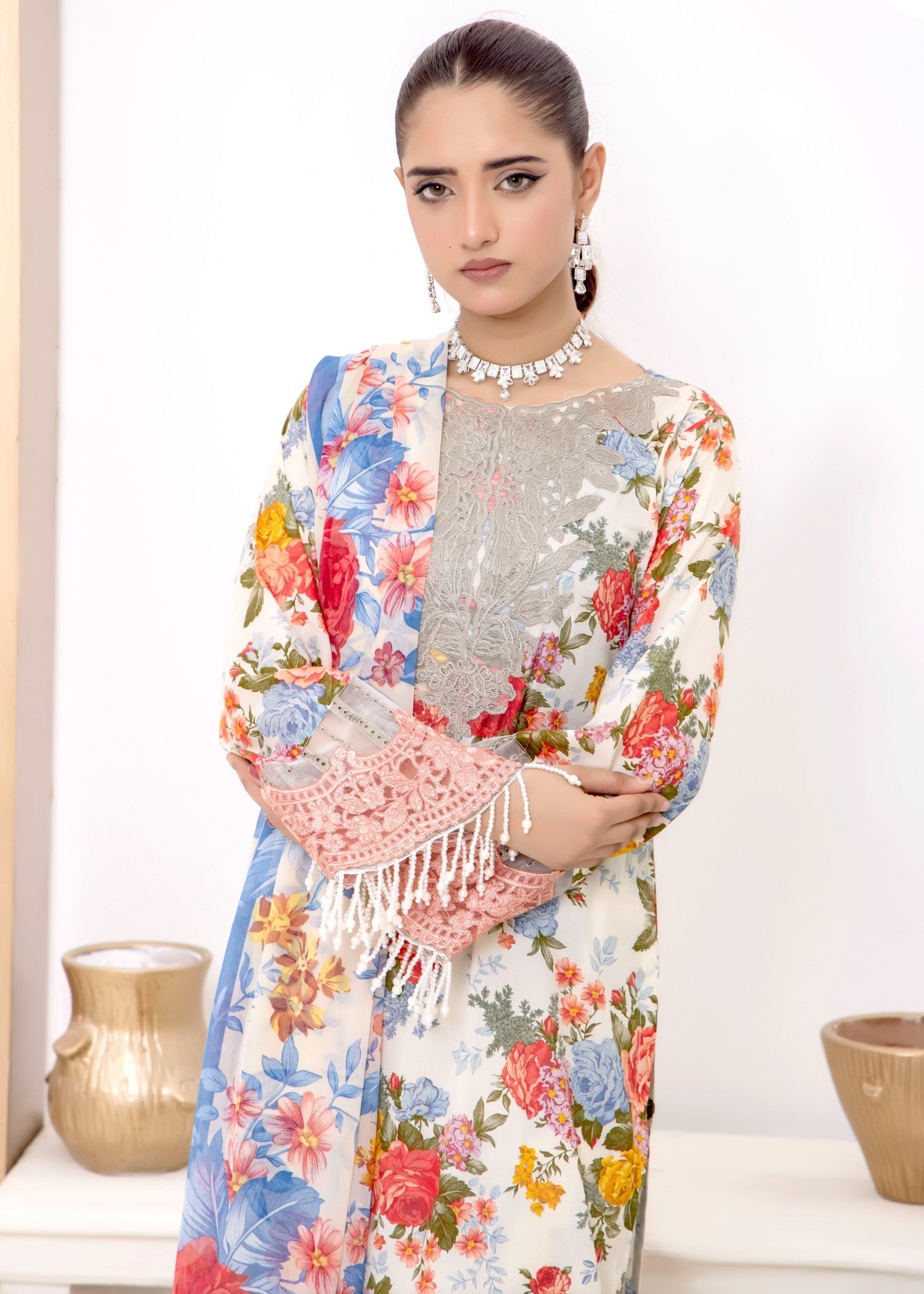 Polawn PD 24 605 A NAINA PRET LAWN COLLECTION Women 3pcs