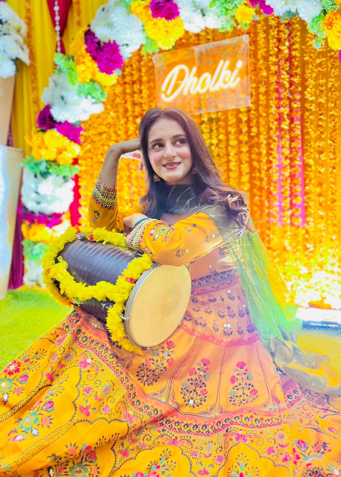 1 Virsapret R7 musturd new Women 3pcs