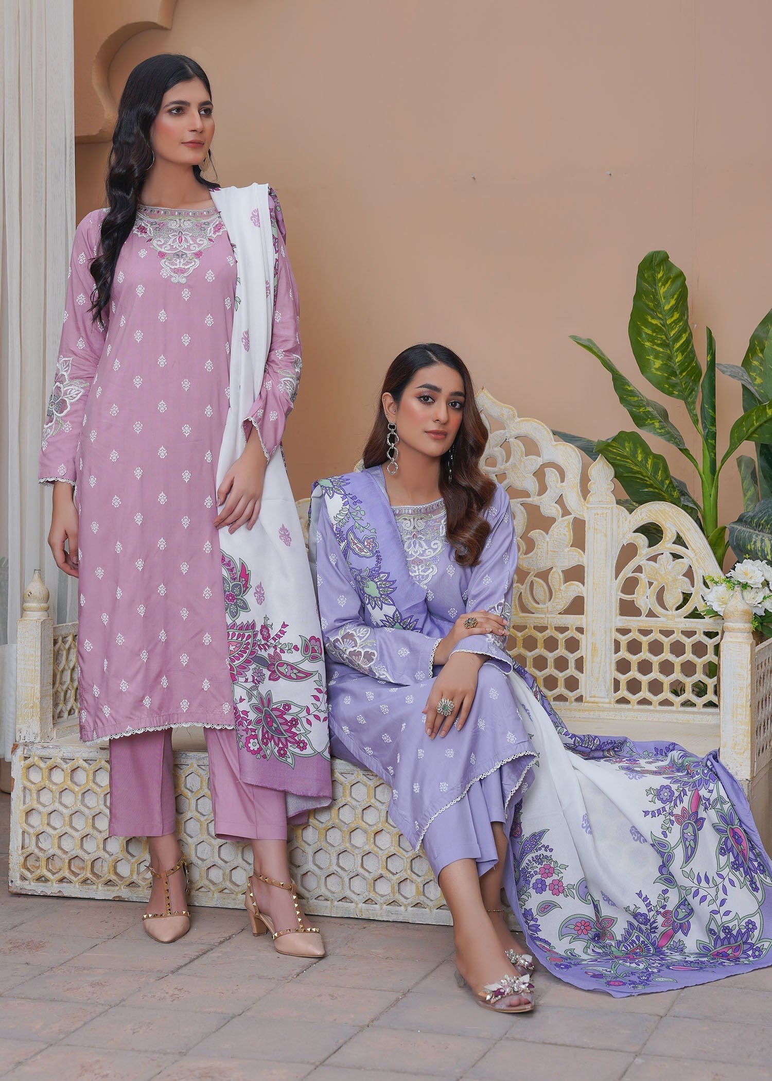 Madame Embroidered Linen Suit 7037 Women 3pcs