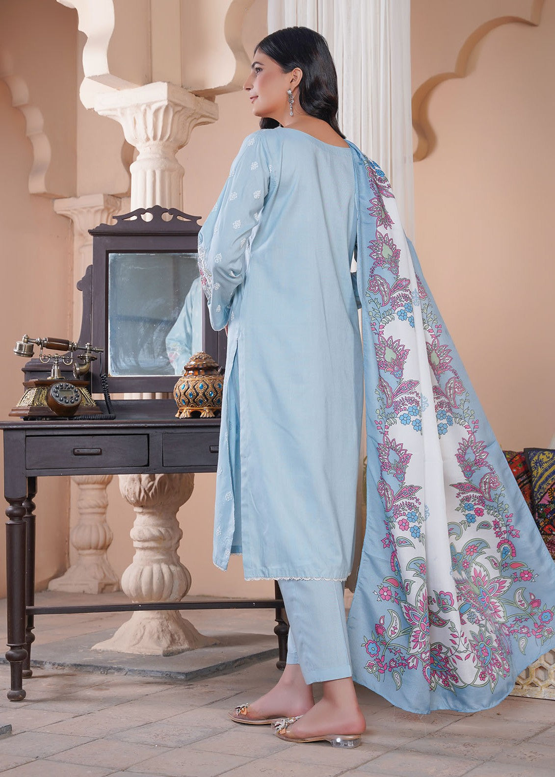 Madame Embroidered Linen Suit 7034 Women 3pcs