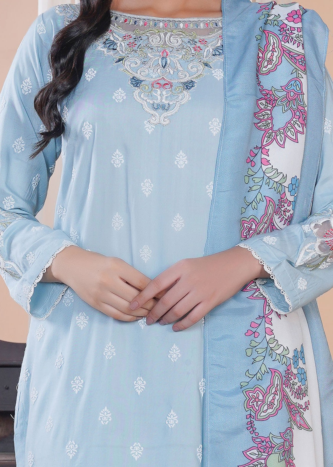 Madame Embroidered Linen Suit 7034 Women 3pcs