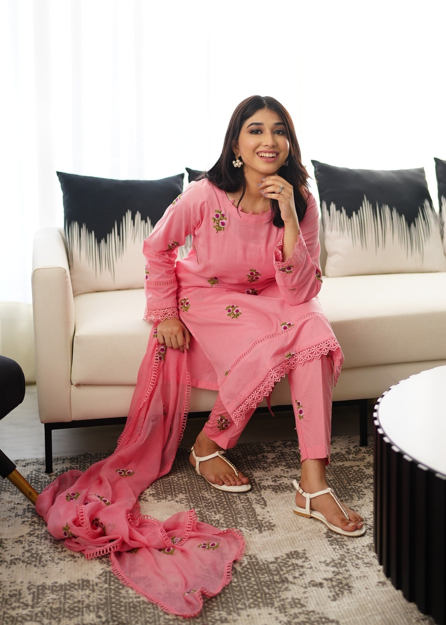 Present Clothing Embroidered Pink Women 3pcs