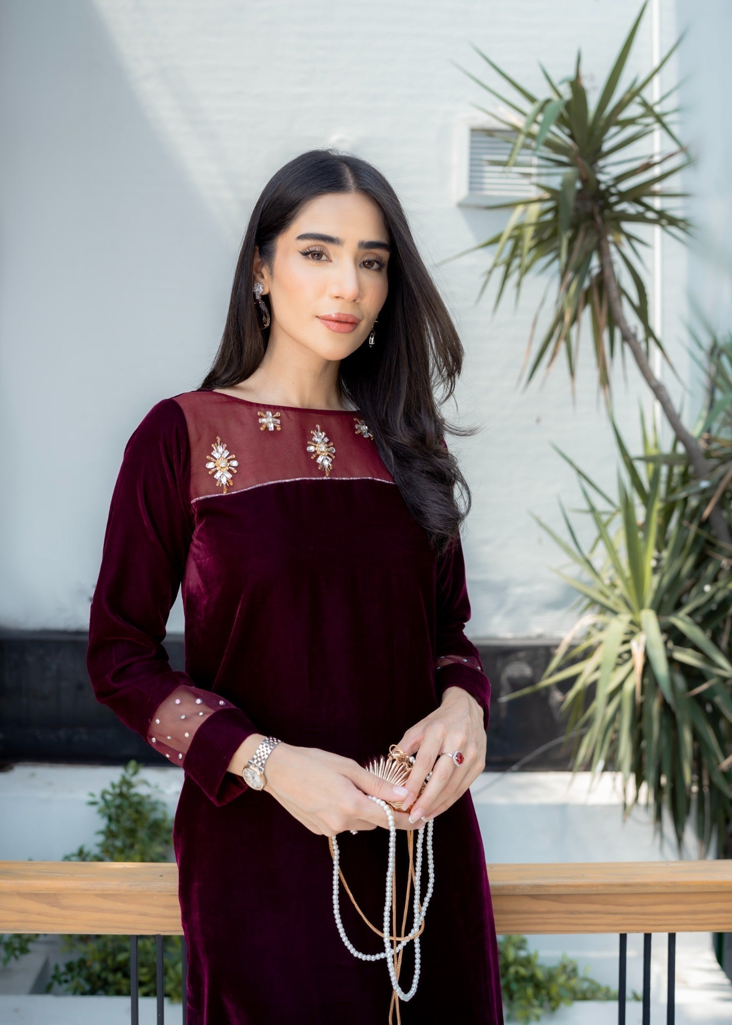 Leon Scarlet Queen Women 2pcs