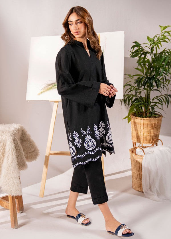 Kiara Emine Embroidered Women 2pcs