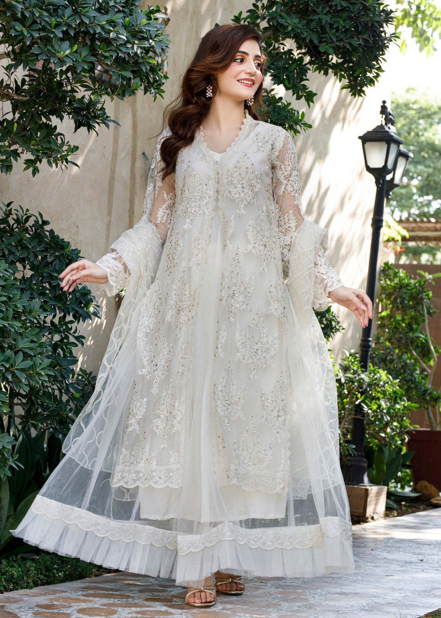 Mona Embroidery Starlit off white Women 4pcs