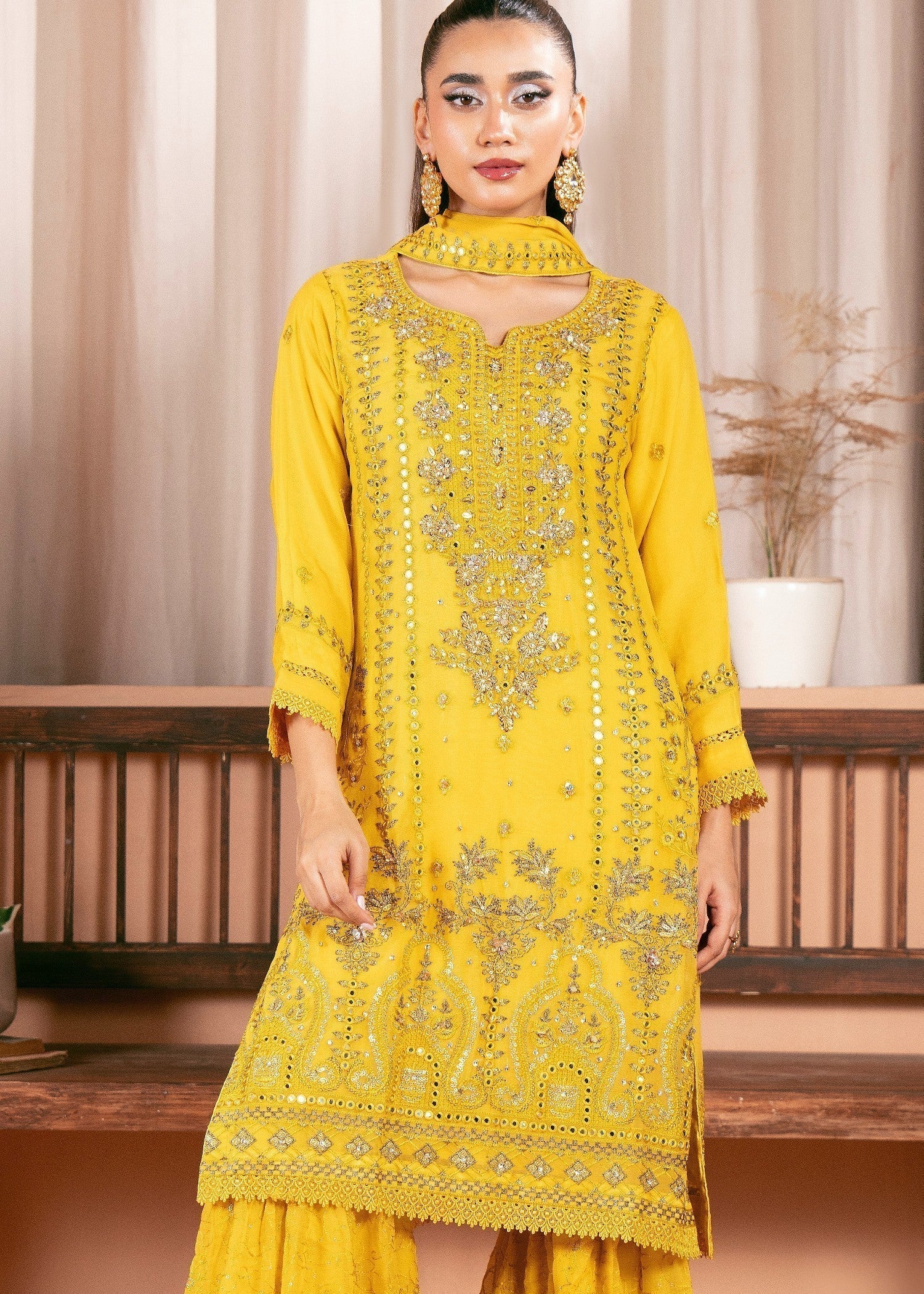 Kaamdar By Nofl Farooq Raagni Women 3pcs