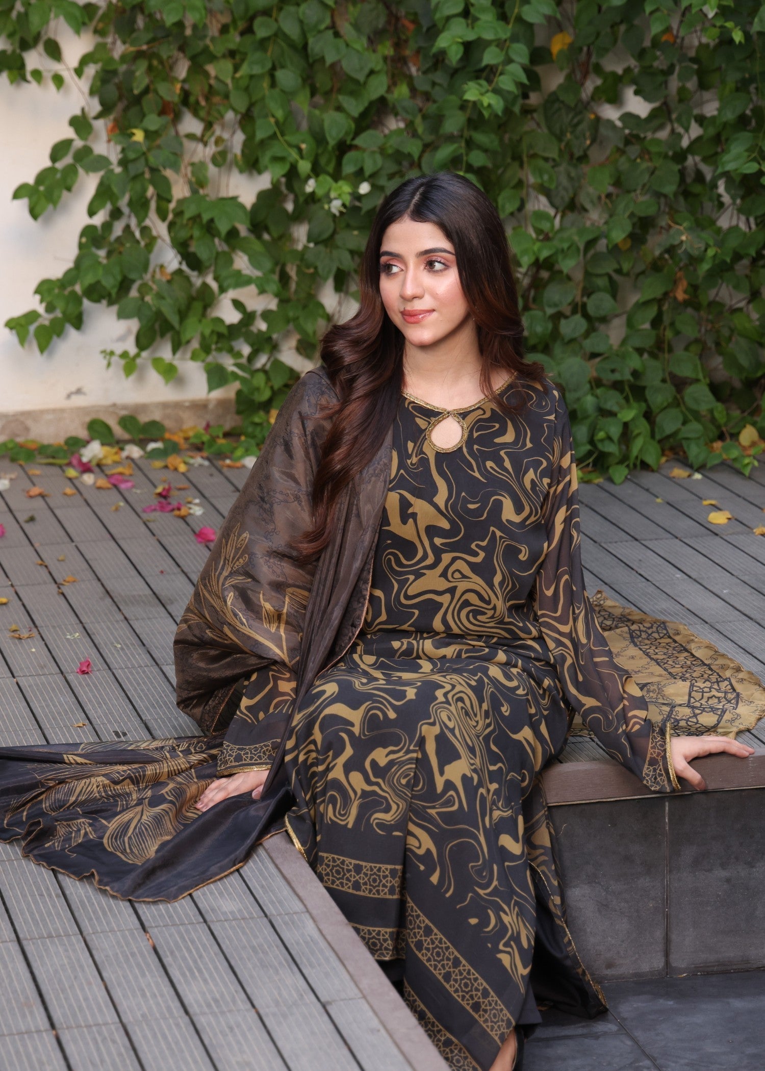 Nazmina Dazzling Bodycon Dress Women 2pcs