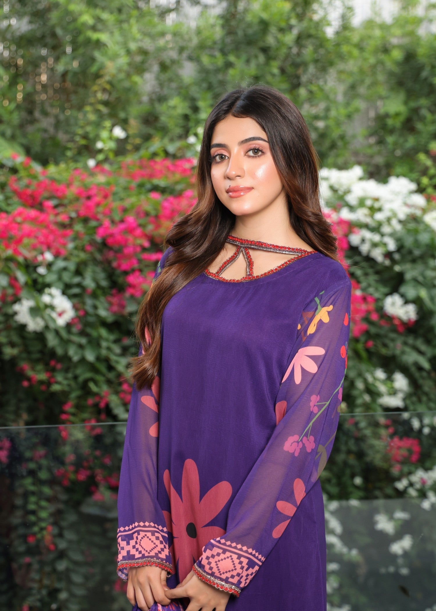 Nazmina Stunning embellishment dress Women 2pcs