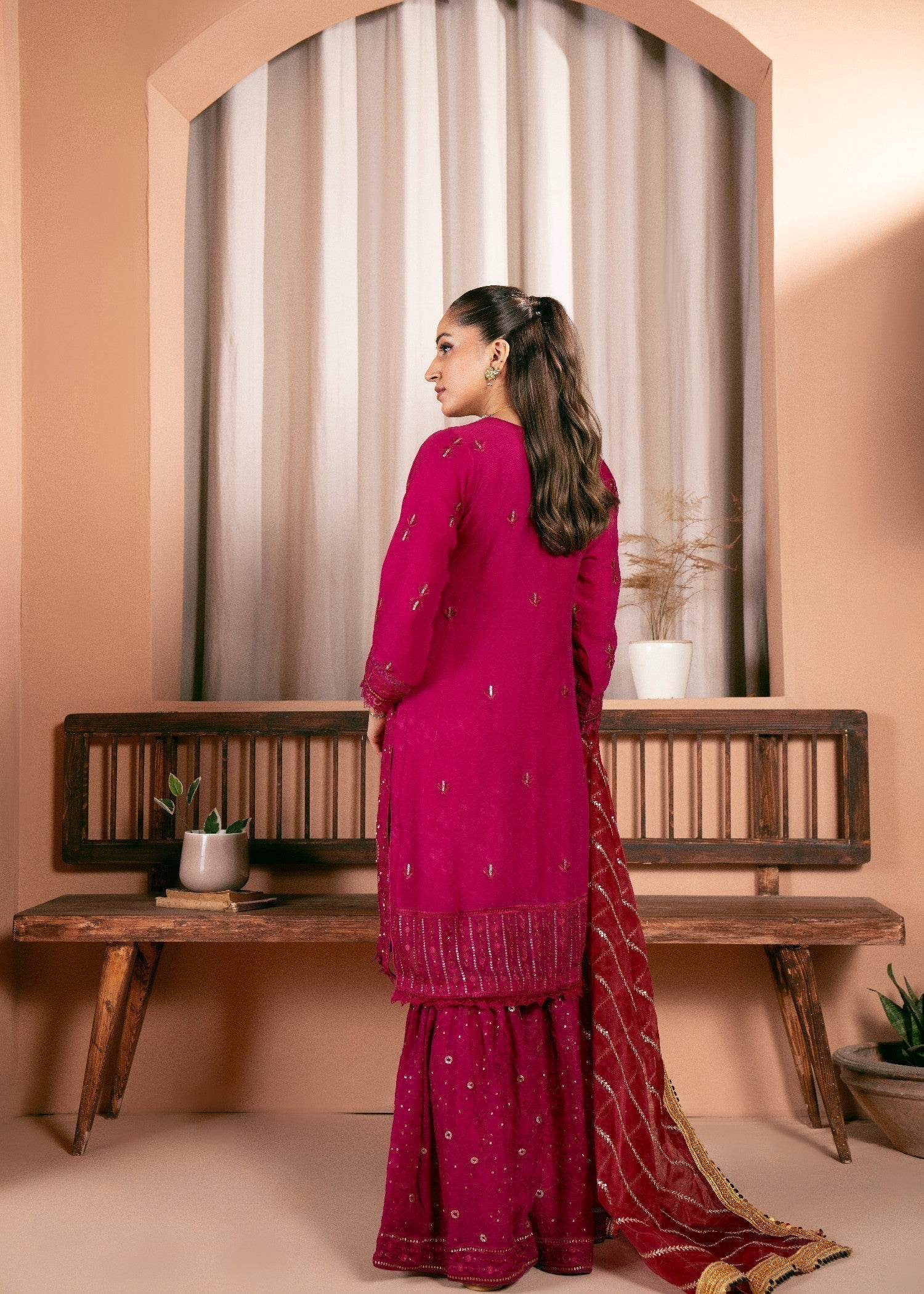 Kaamdar By Nofl Farooq Sargam Women 3pcs