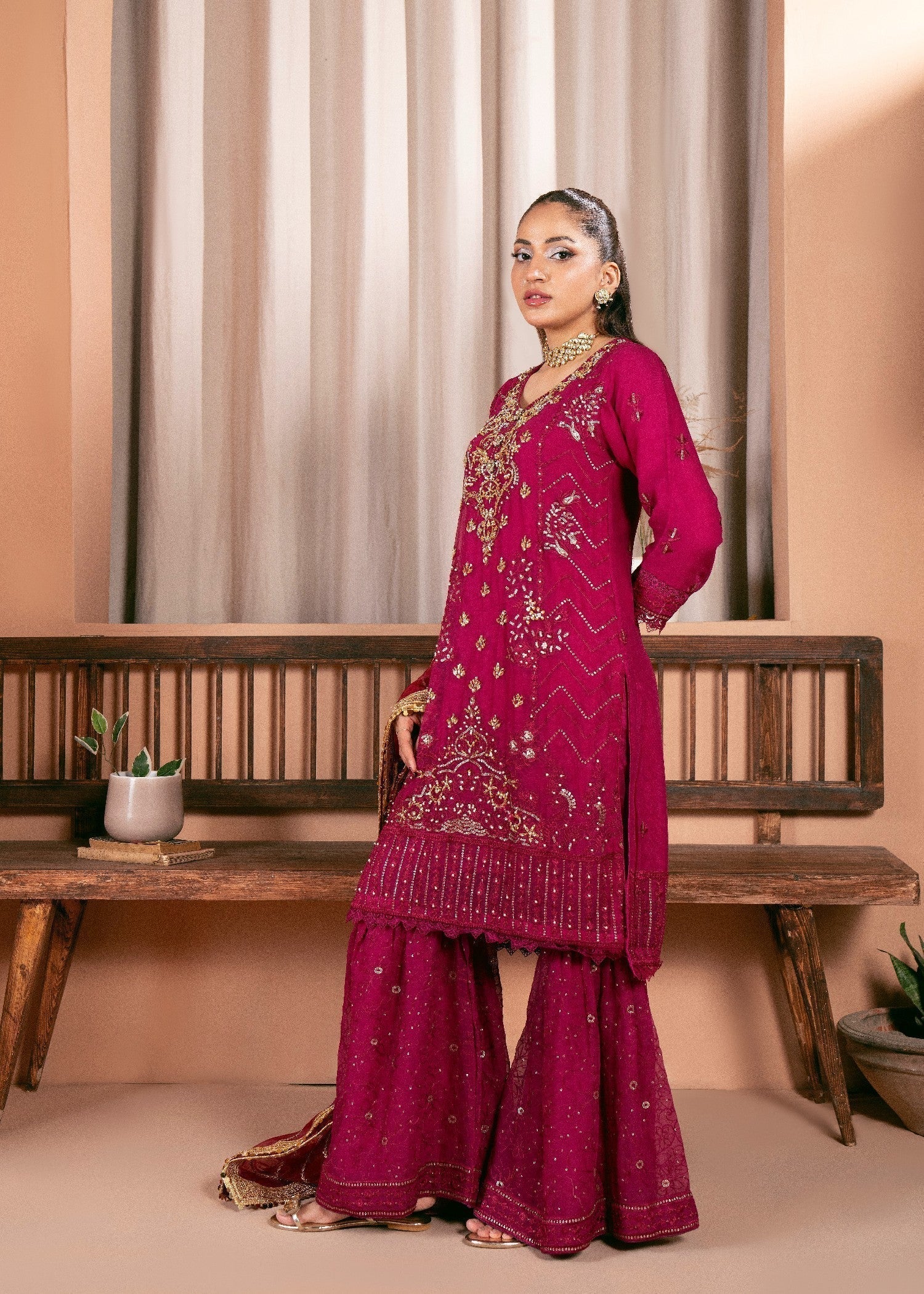Kaamdar By Nofl Farooq Sargam Women 3pcs