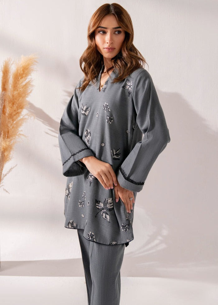 Kiara Sedefi Embroidered Women 2pcs