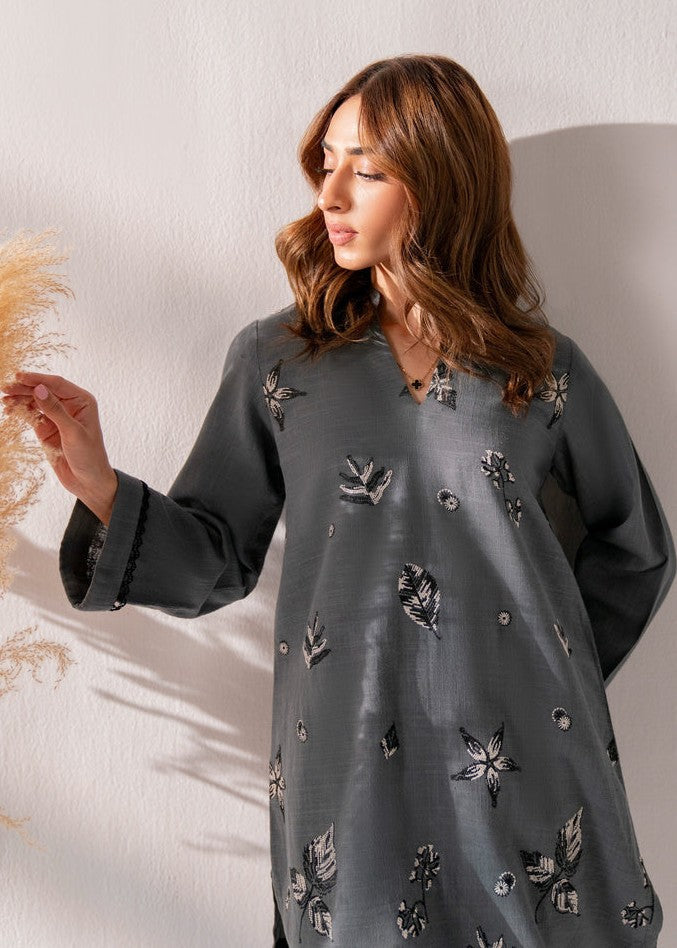 Kiara Sedefi Embroidered Women 2pcs