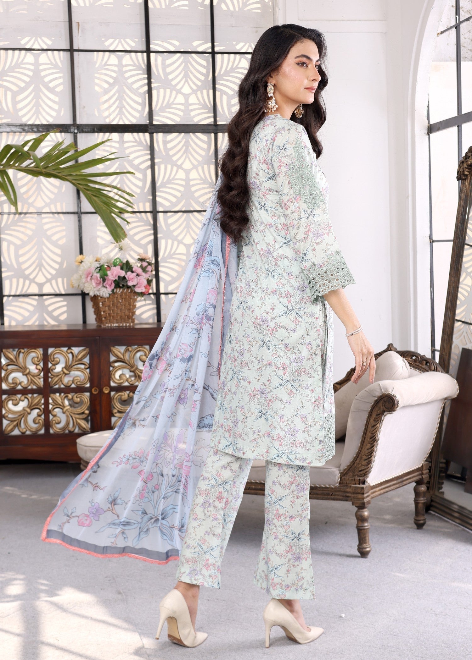 Polawn PD 24 202 | AAFREEN PRET LAWN COLLECTION Women 3pcs