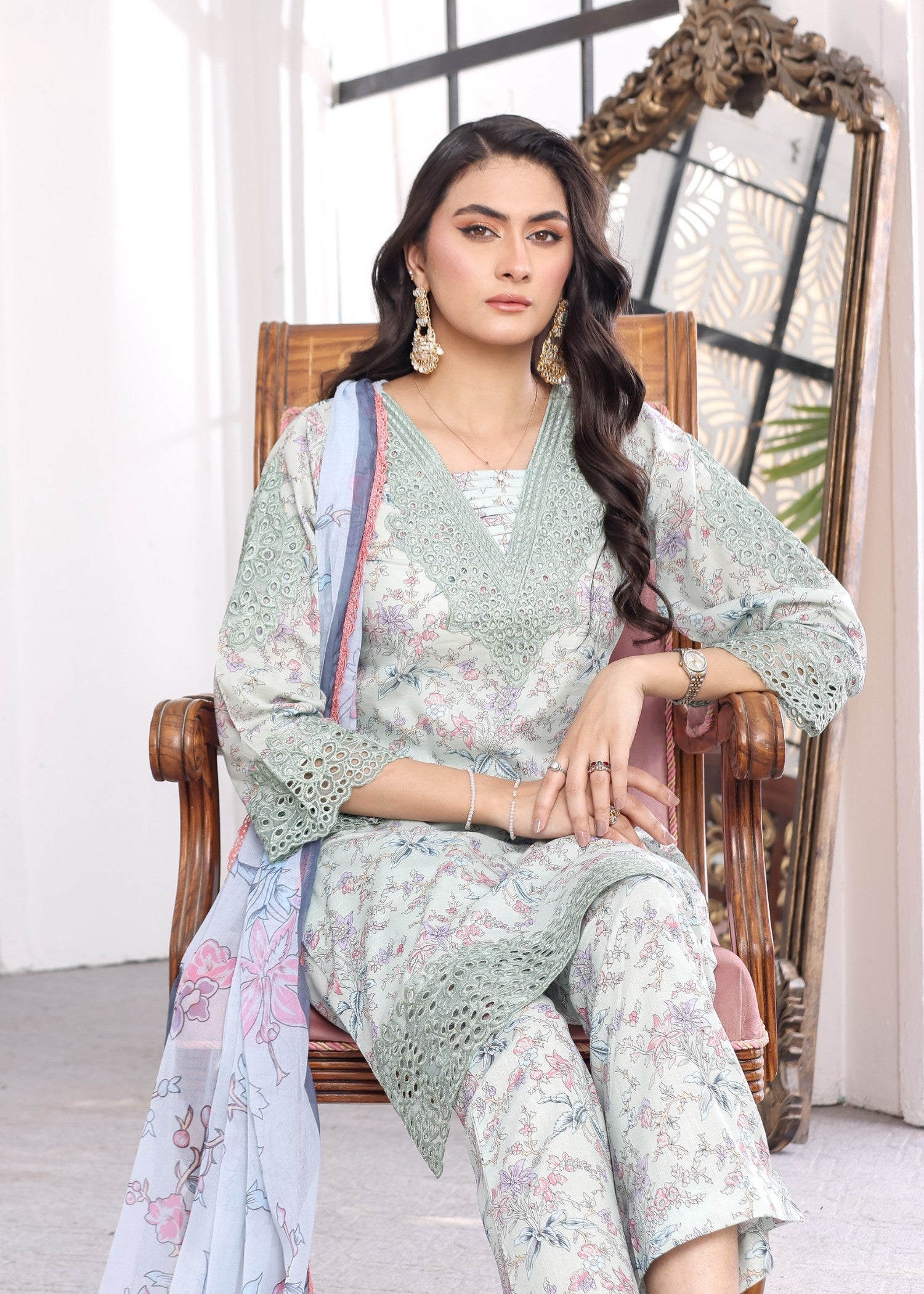 Polawn PD 24 202 | AAFREEN PRET LAWN COLLECTION Women 3pcs