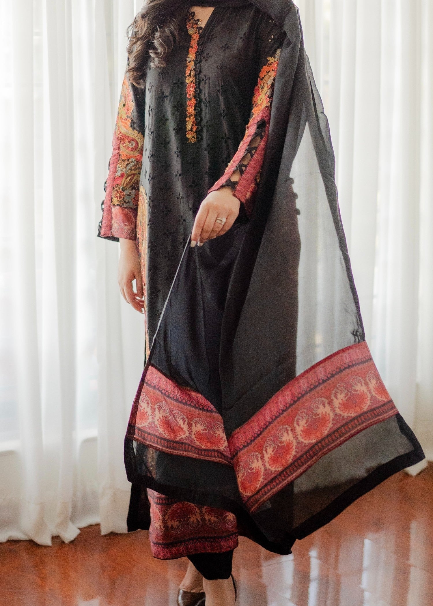 Wardrobe Essentials THE MIDNIGHT CHARM Women 3pcs