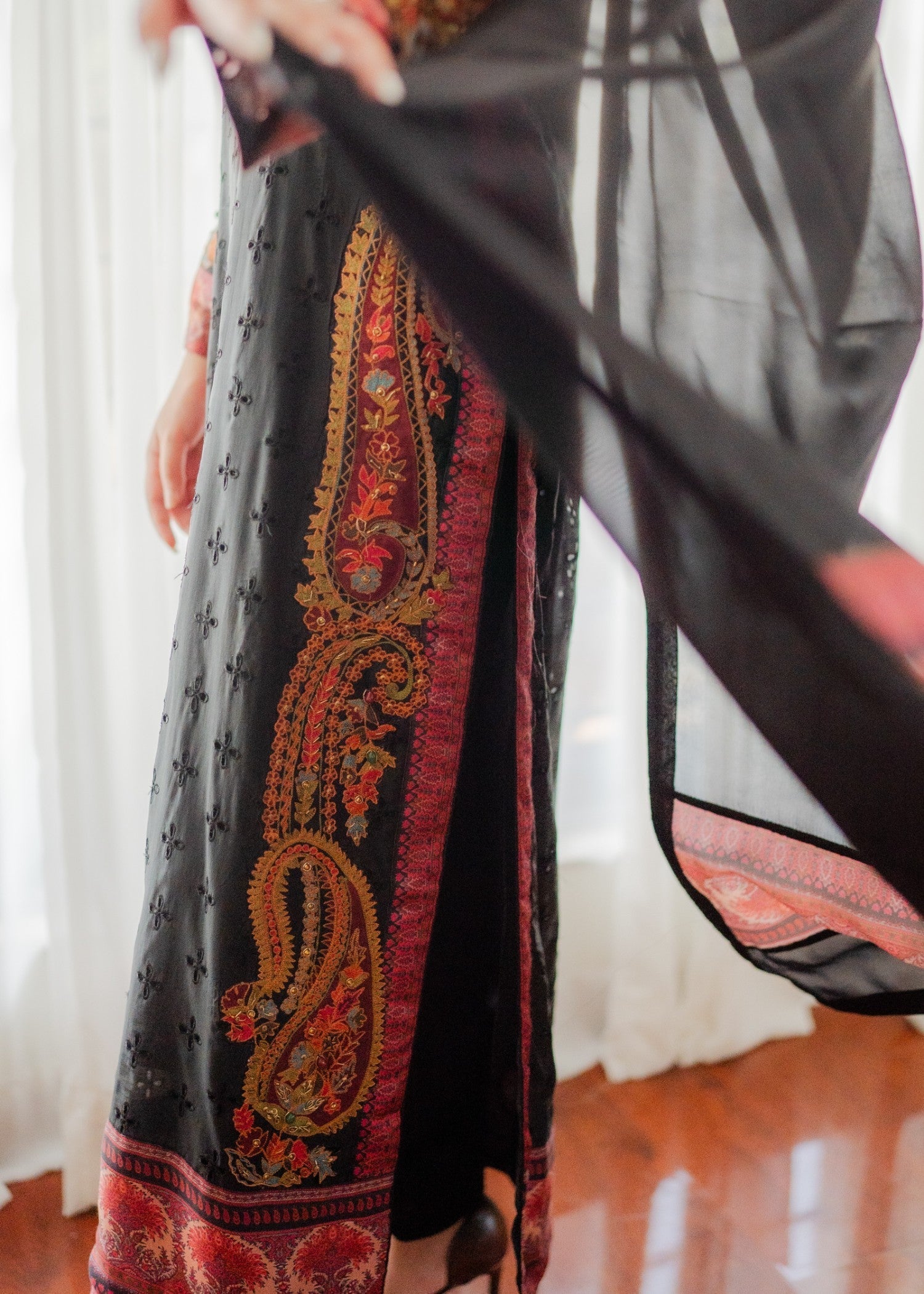 Wardrobe Essentials THE MIDNIGHT CHARM Women 3pcs