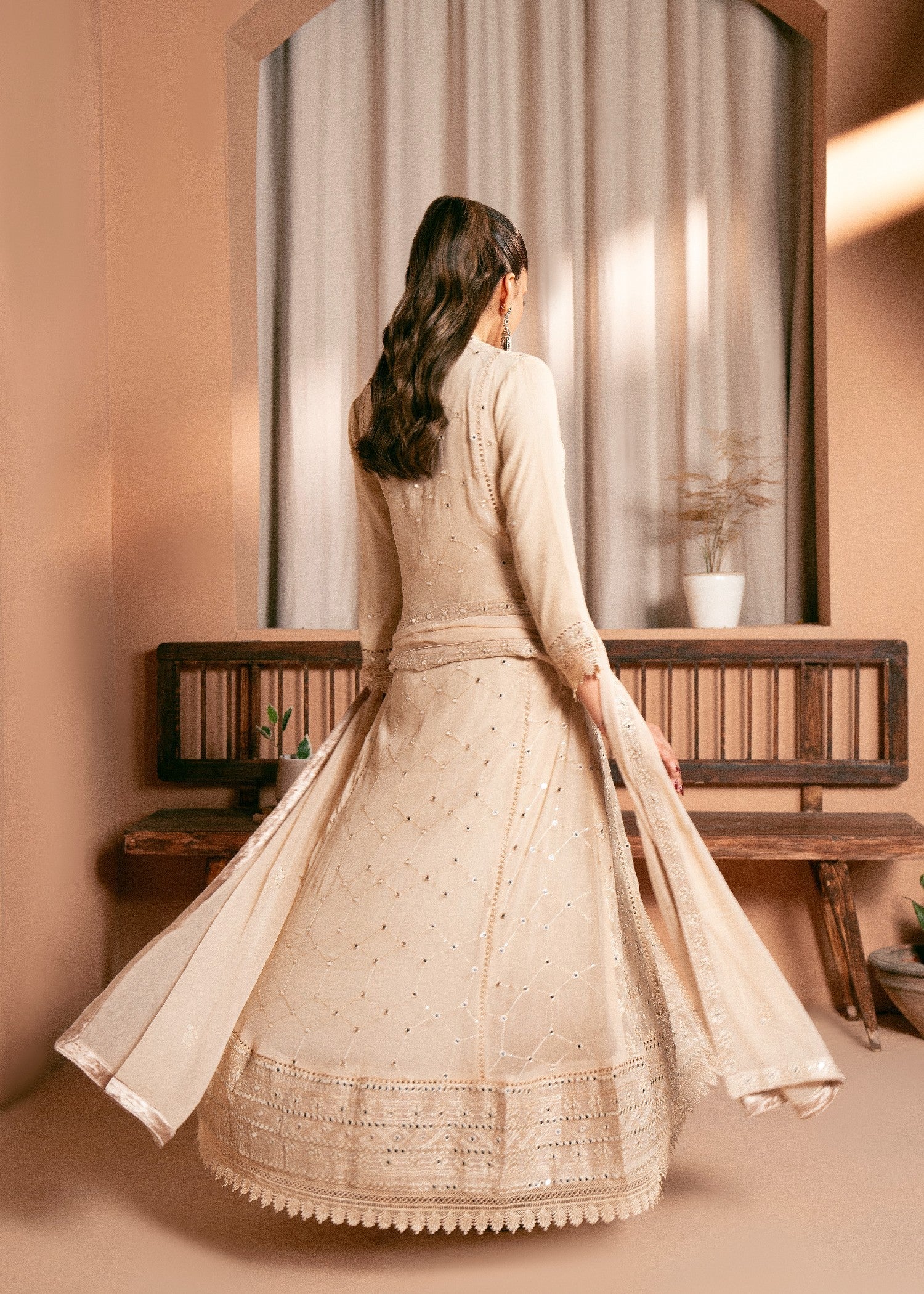 Kaamdar By Nofl Farooq Kalali Women 3pcs