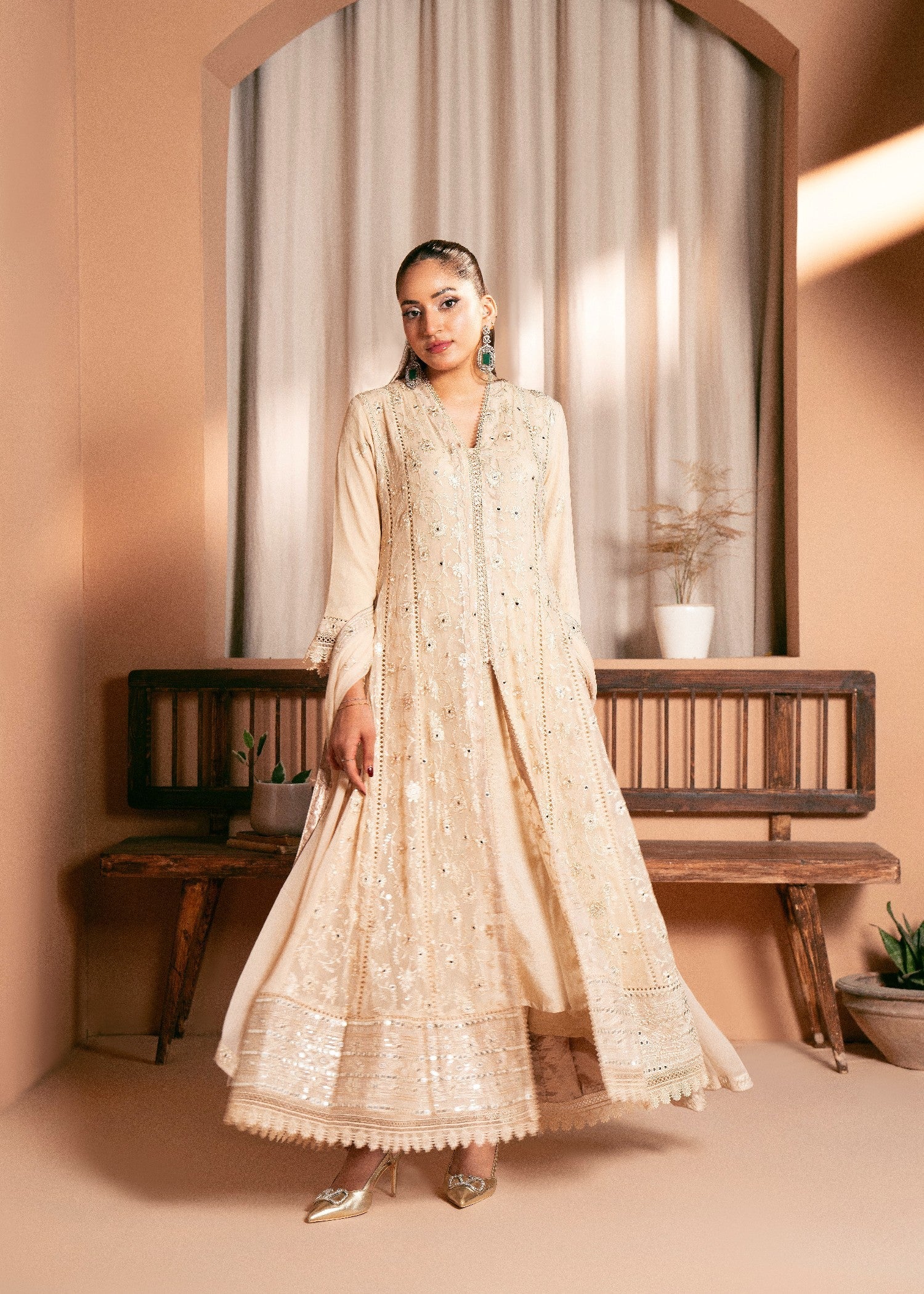 Kaamdar By Nofl Farooq Kalali Women 3pcs