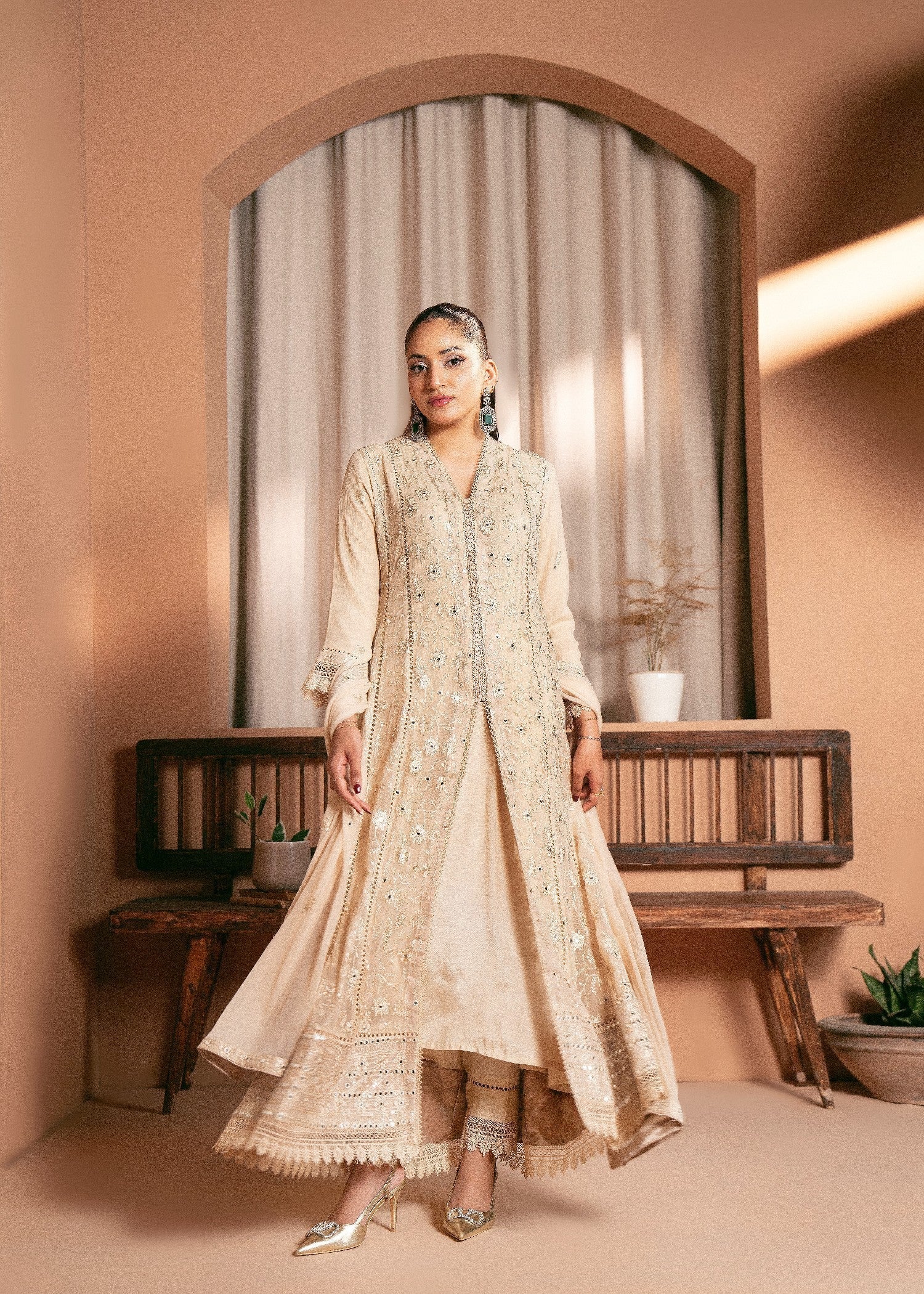 Kaamdar By Nofl Farooq Kalali Women 3pcs