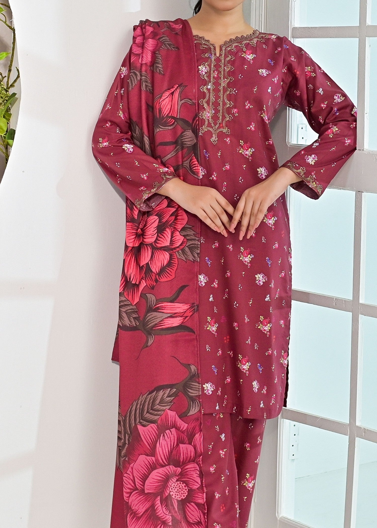 Pret Diaries Maroon Embroidered Women 3pcs