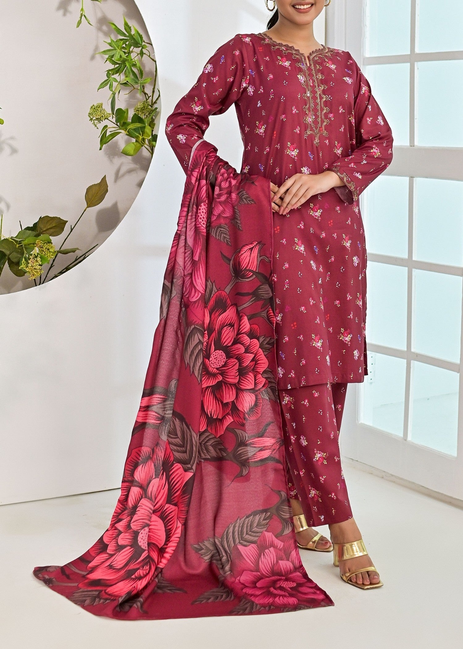 Pret Diaries Maroon Embroidered Women 3pcs