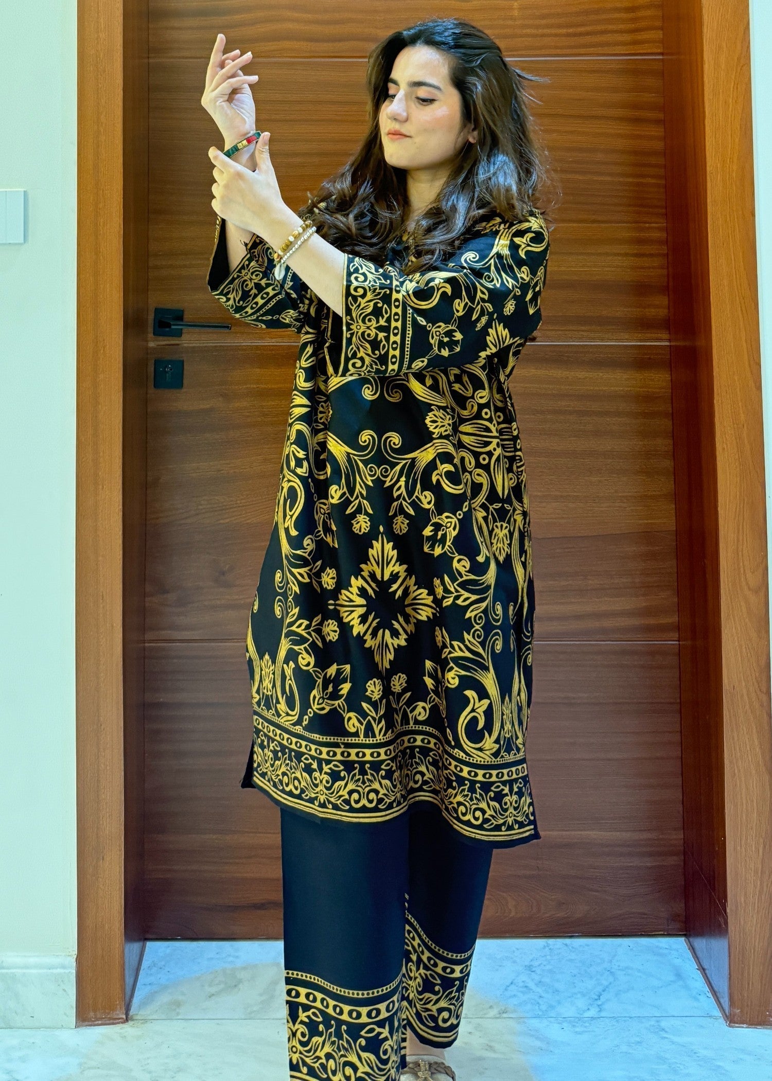 Anabya Garments Rainbow Design Black Women 2pcs