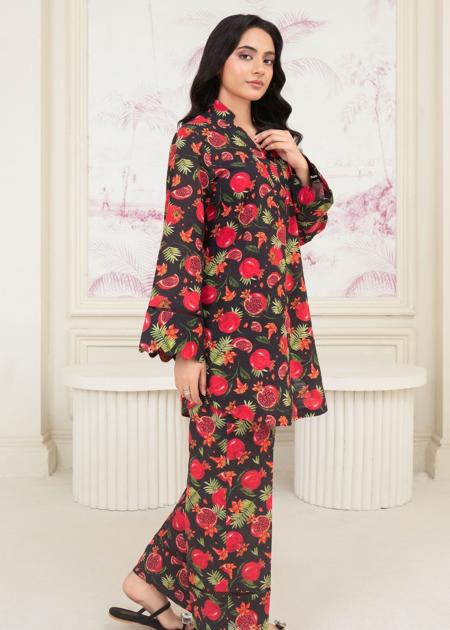 Kiara Winterra Khaddar Women 2pcs