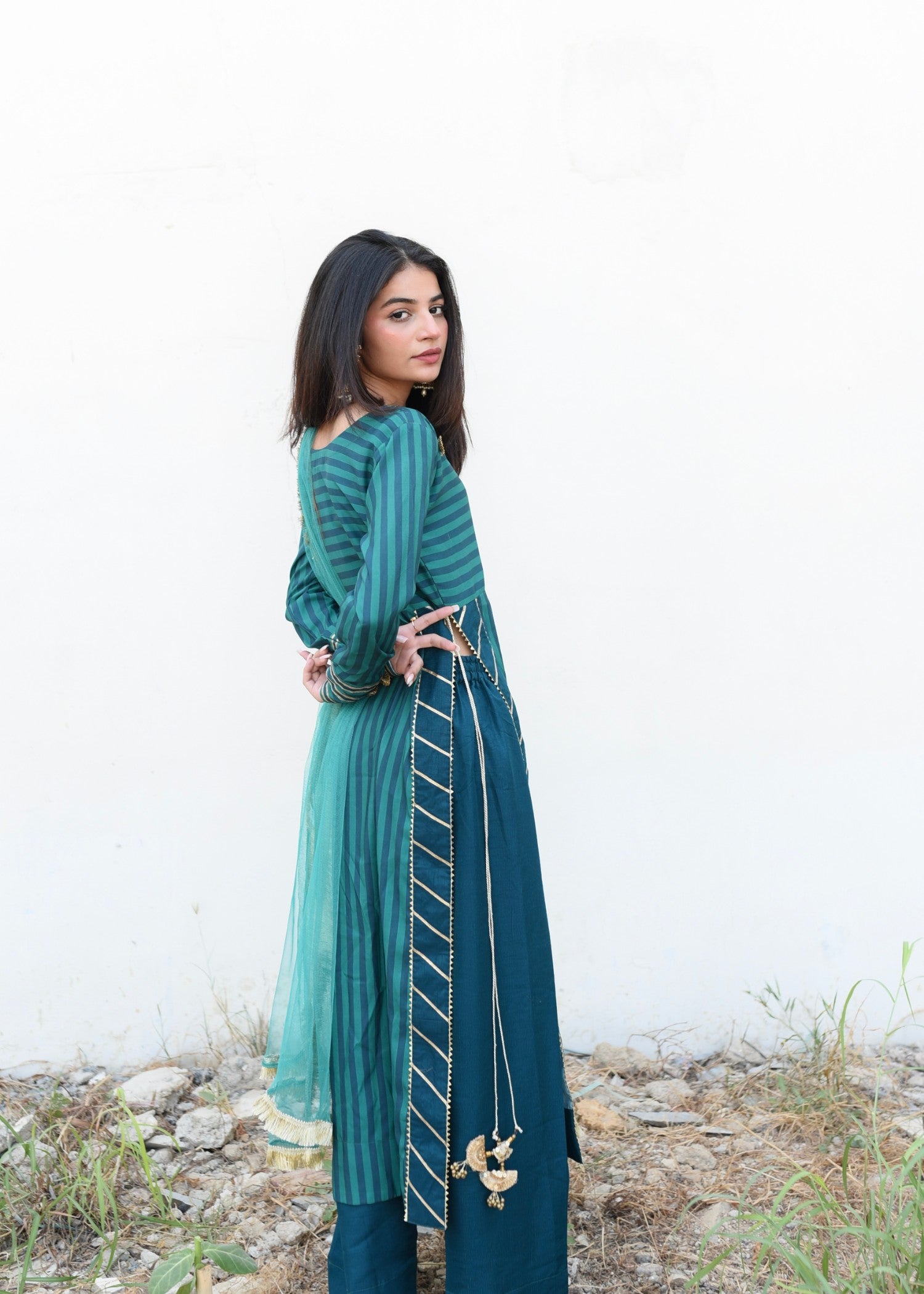 Ripret Green Stripe Gota Suit Women 3pcs