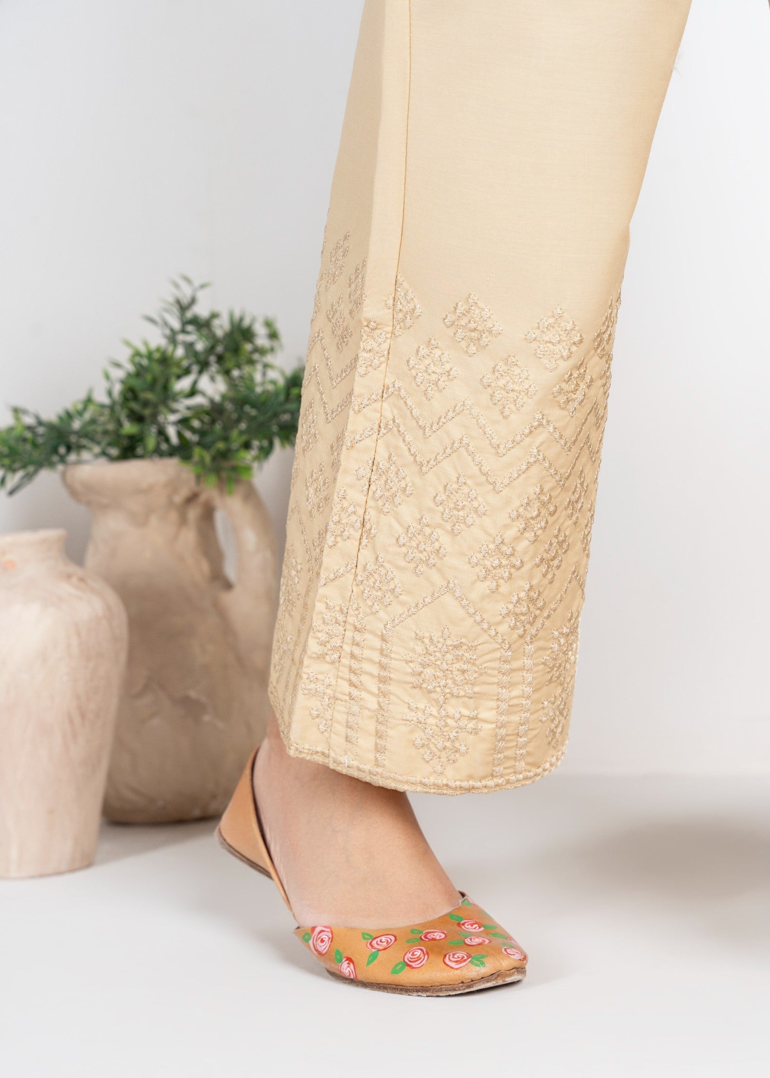 Rangeenz Embroidered Bell Trouser Mire Women 1pcs