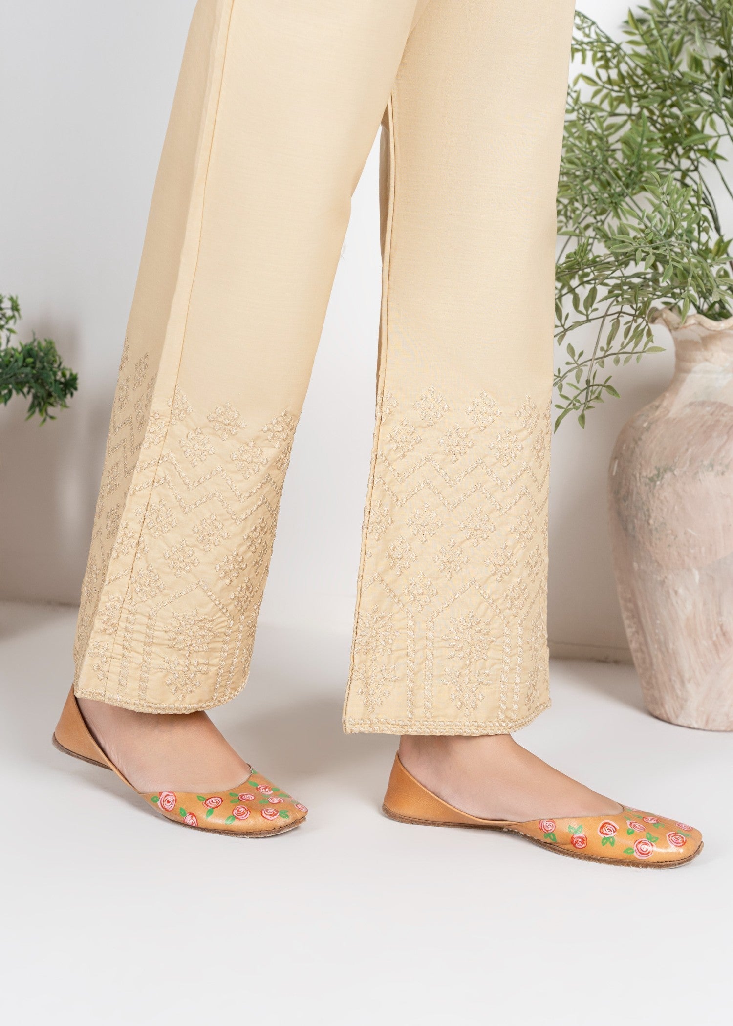 Rangeenz Embroidered Bell Trouser Mire Women 1pcs
