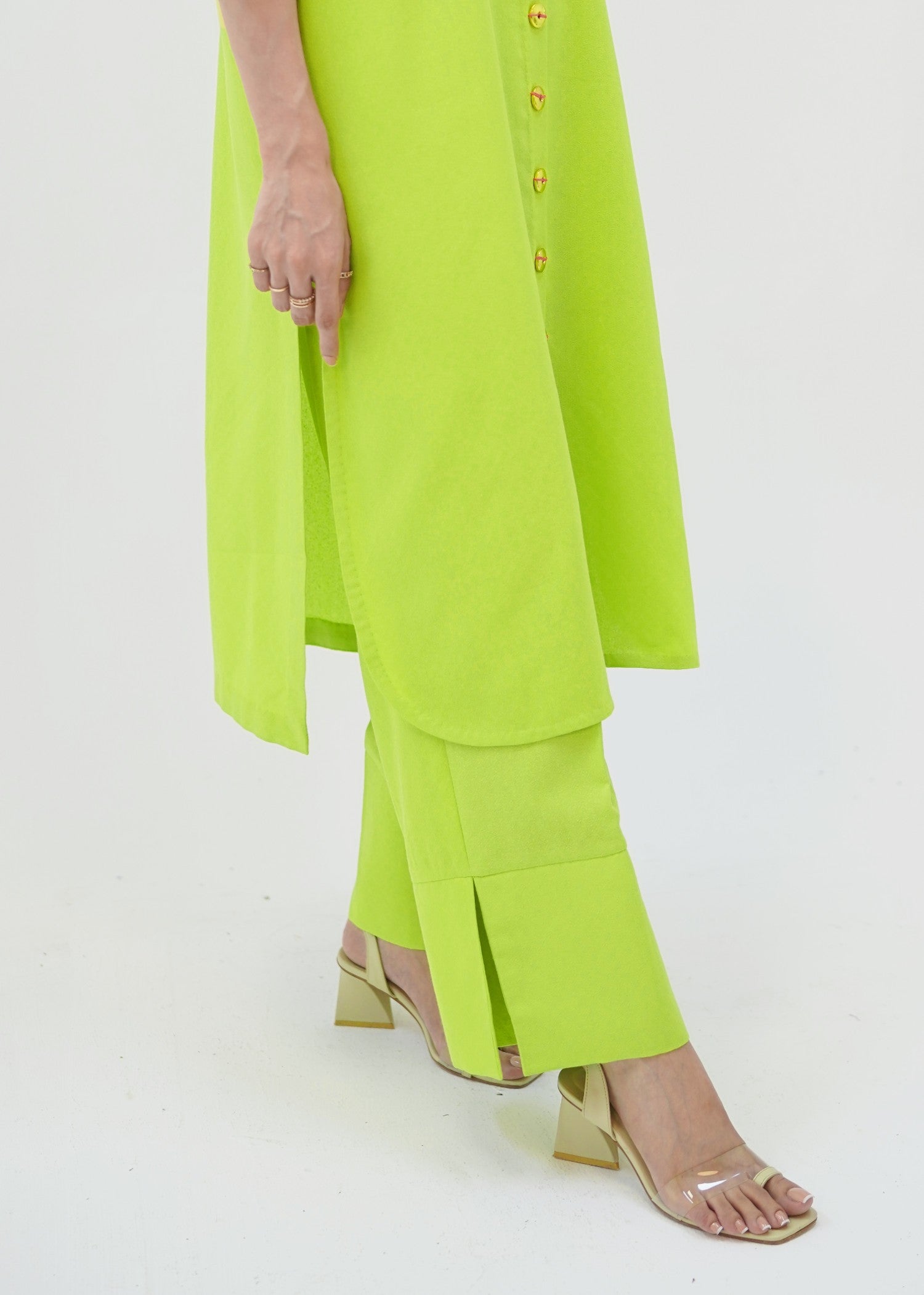 Shades By Abeeha Usman Vert Women 2pcs