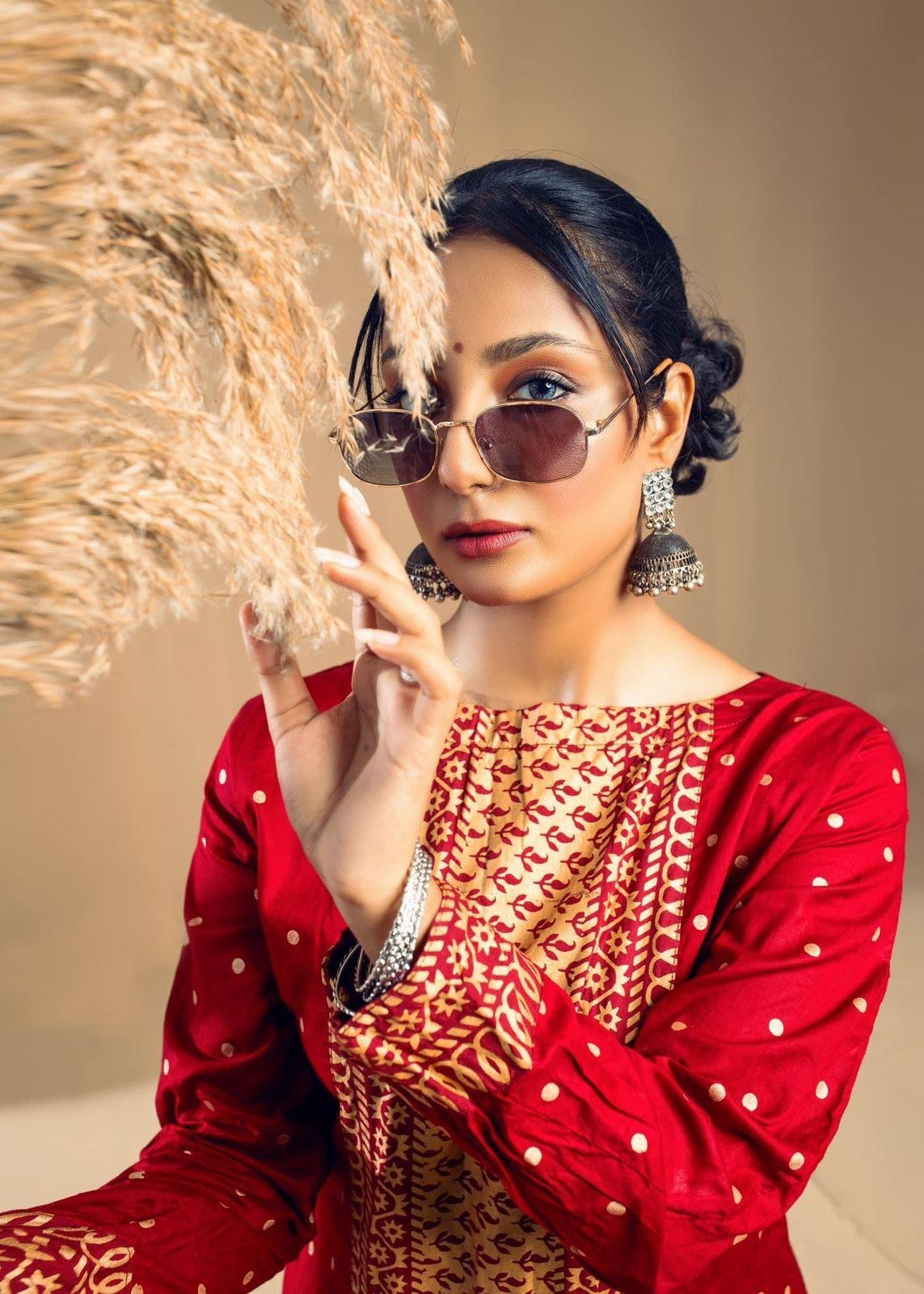 Zeekstore Maroon Polka Printed Kurta with Maroon Skirt Women 2pcs