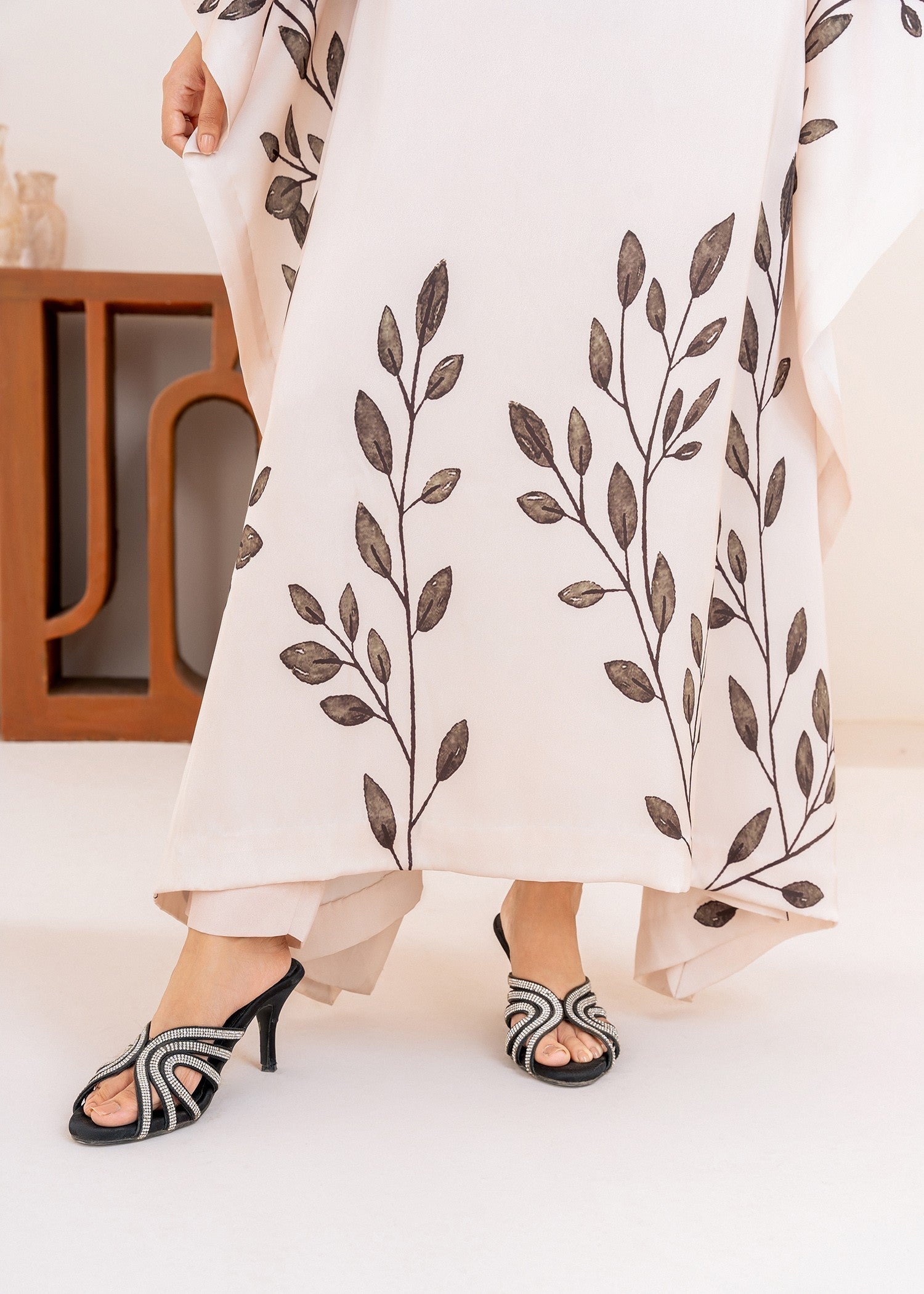 Stitch Vibes Serene Ivory Kaftan Women 1pcs