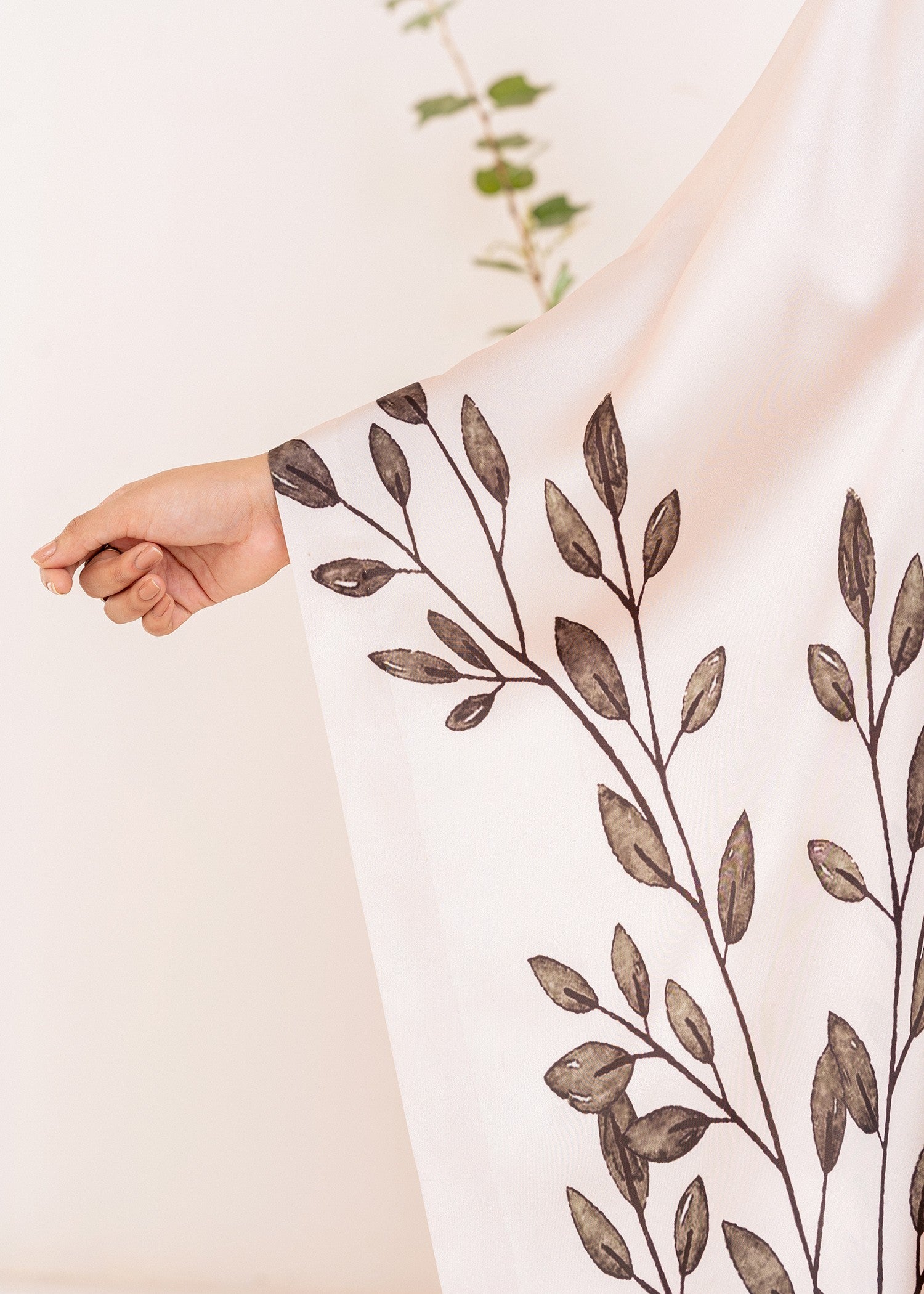 Stitch Vibes Serene Ivory Kaftan Women 1pcs