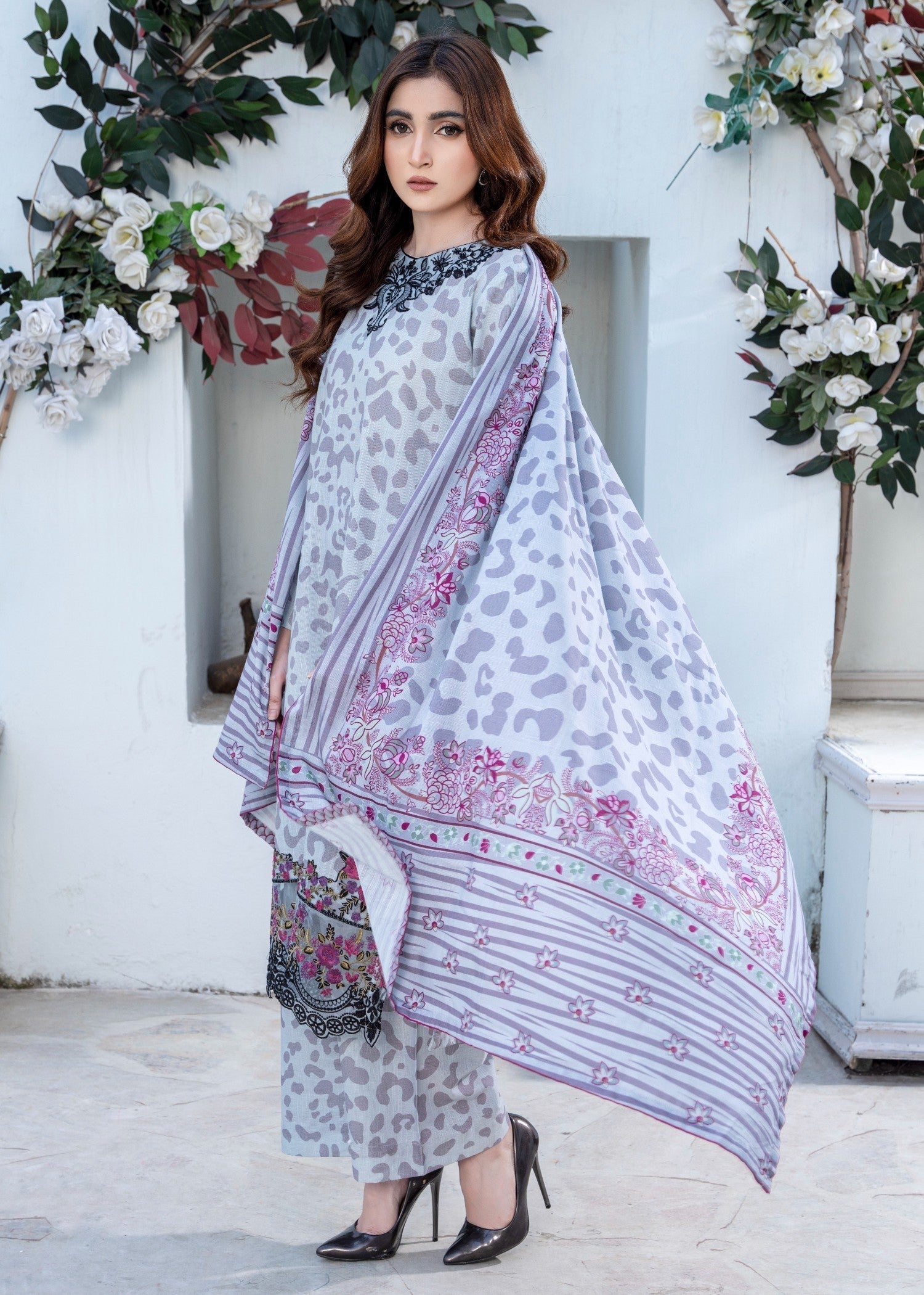 Eileen D4 WP24 Women 3pcs