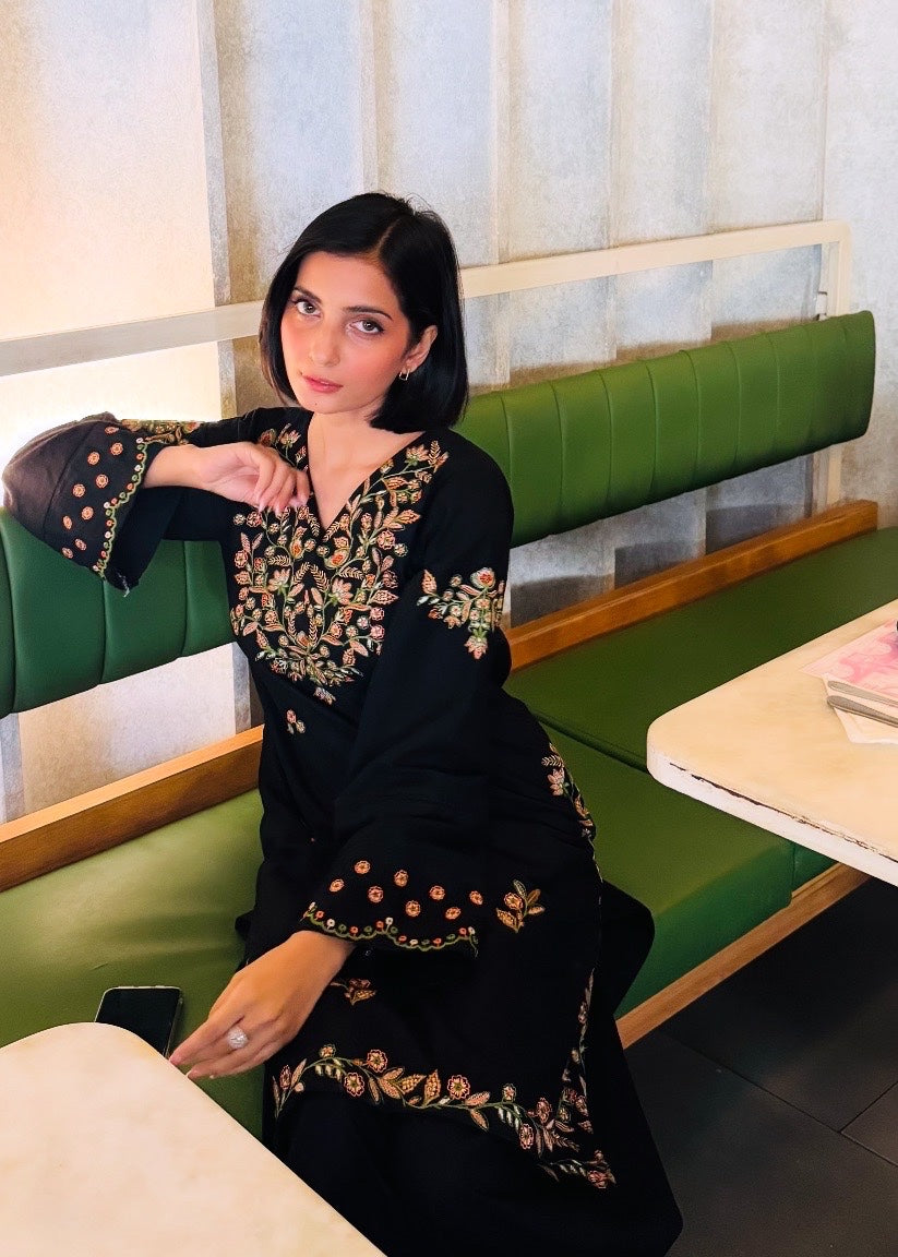 Nergis Studio Raven Women 2pcs