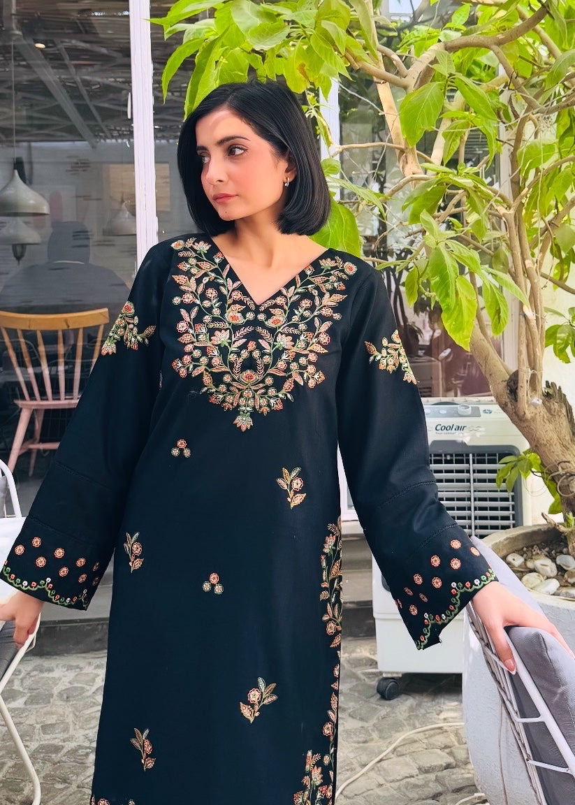 Nergis Studio Raven Women 2pcs