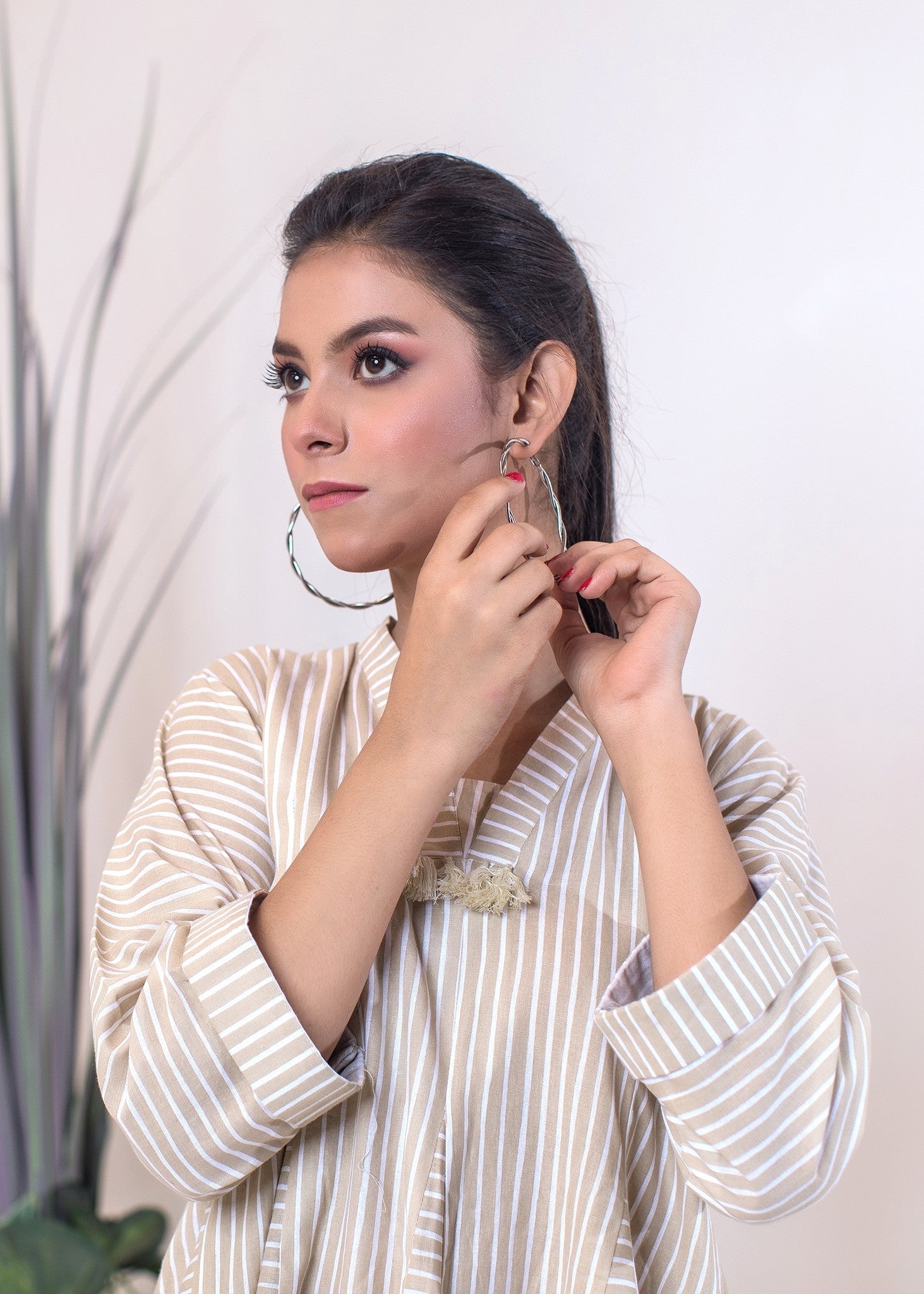 Urban Cut | Elegant Beige Striped Dress with Tassel Details for a Chic Look Women 1pcs