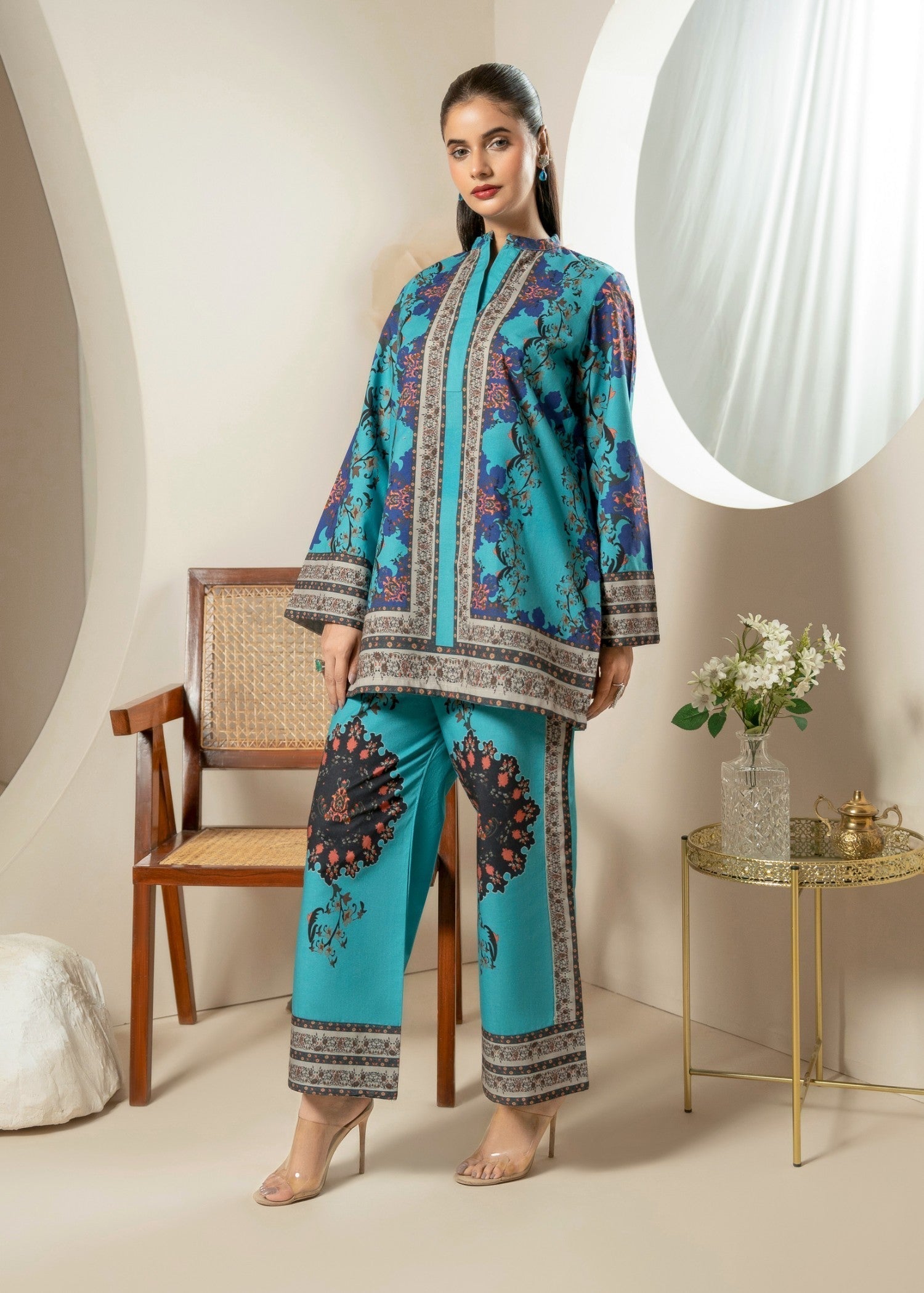 Tushaak Majestic Irony Women 2pcs