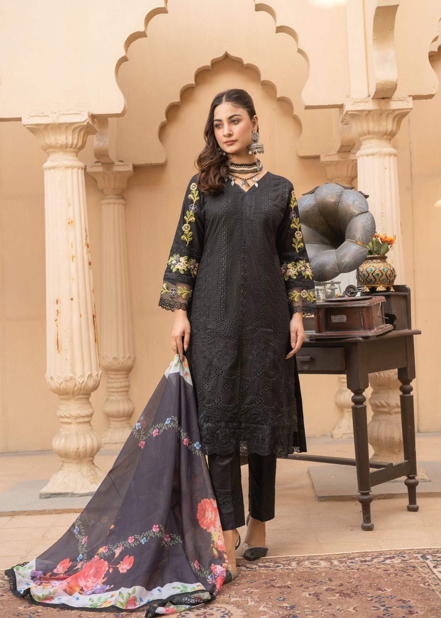 Al-Harir Apparel Rohma Black Women 3pcs