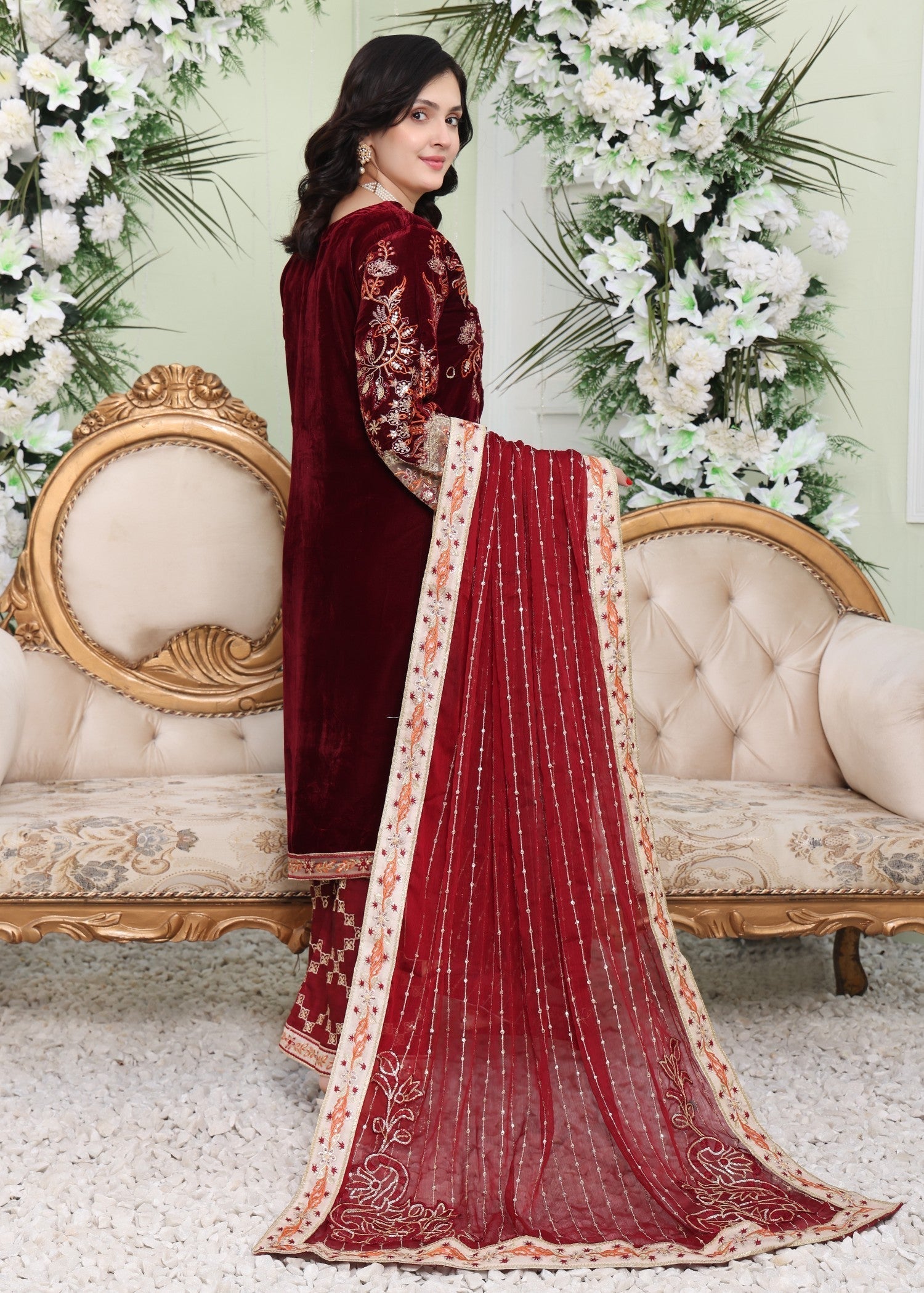 Polawn PD 24 1102 VELLURE FORMAL PRET VELVET COLLECTION Women 3pcs