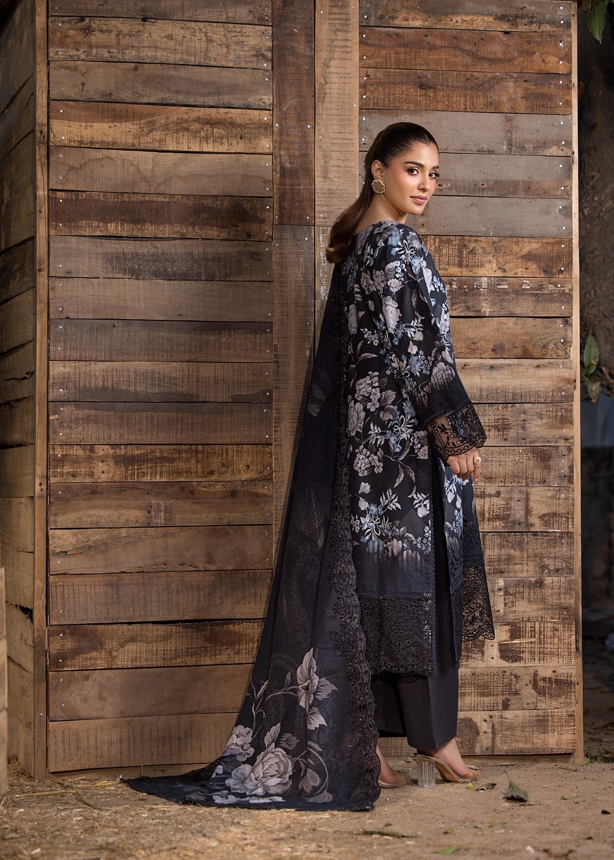 Bin Tayyab Khaddar (BT 126) Stitch Suit Women 3pcs