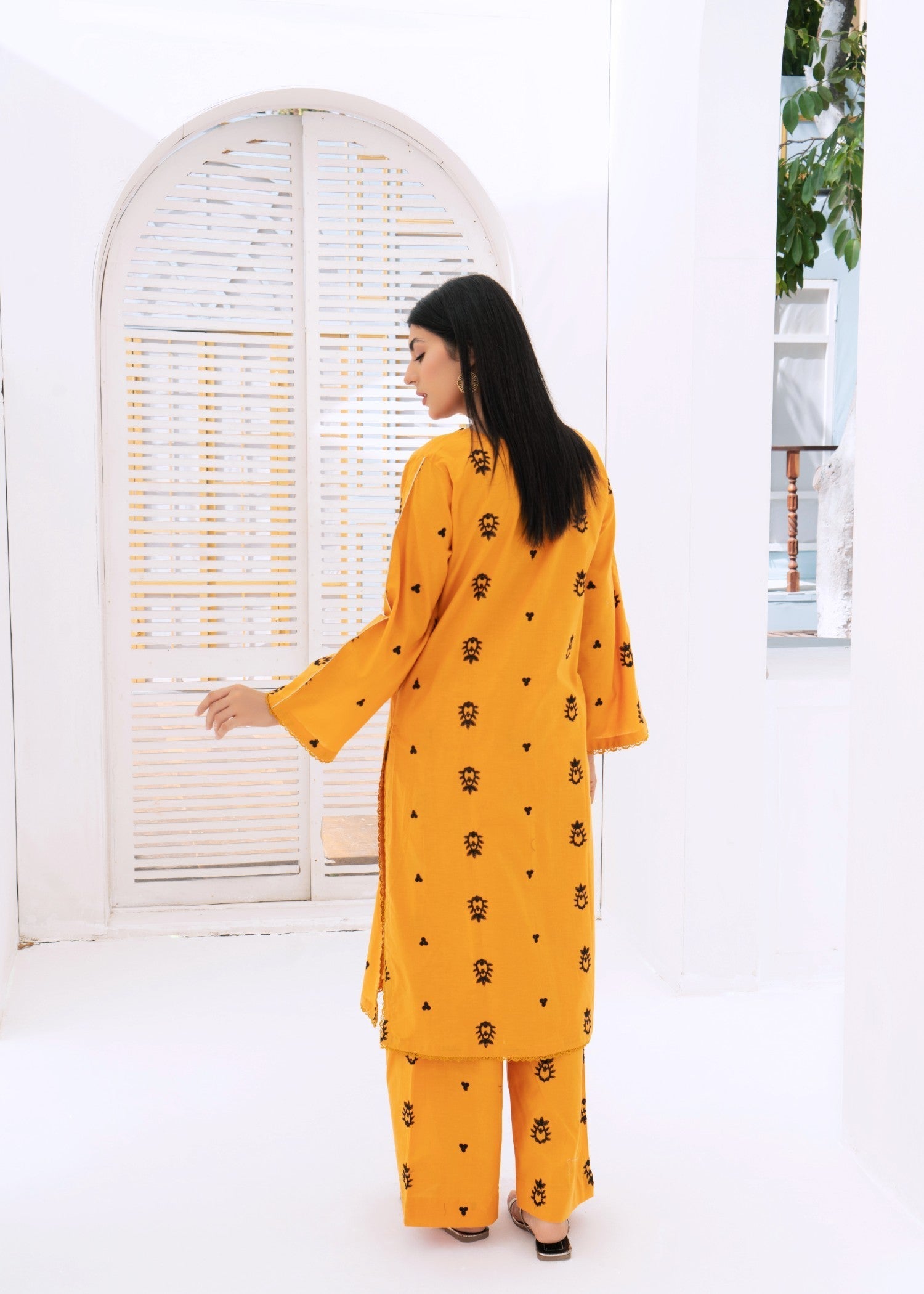 Kalamkari Mustard Embroidered Lawn Co Ord Set Women 2pcs