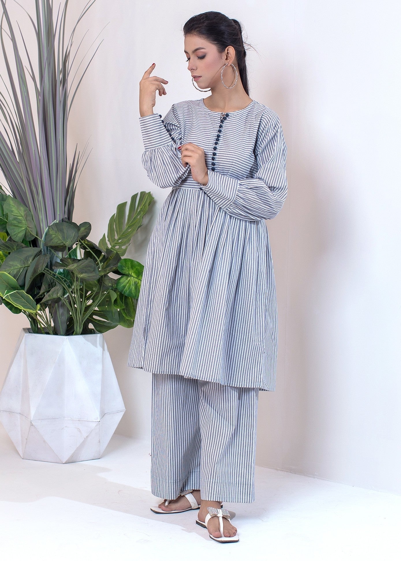 Urban Cut Co Ord Set |Sophisticated Striped Shirt Women 2pcs