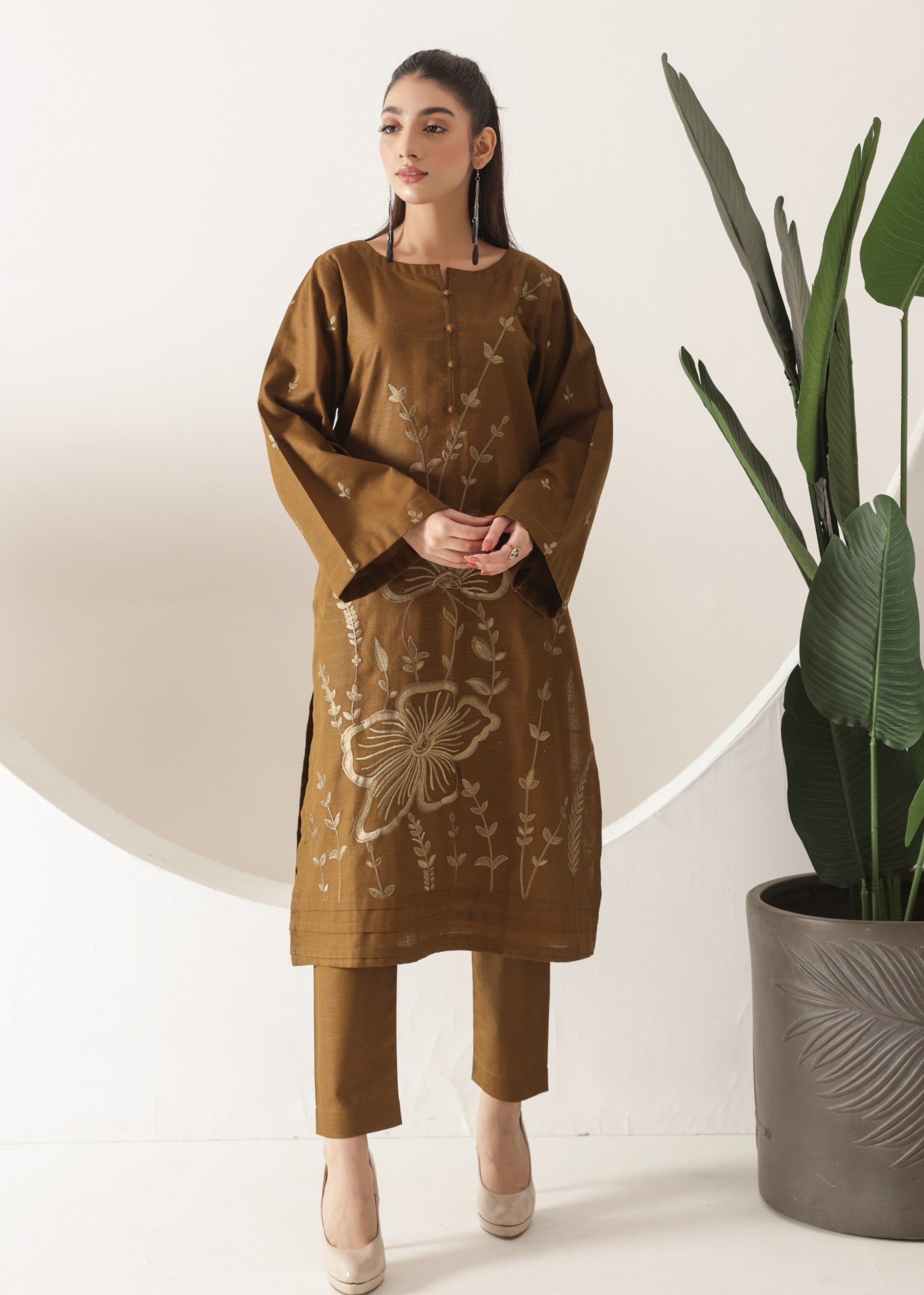 Looks By Bia Mehndi Embroidered Two Piece Women 2pcs