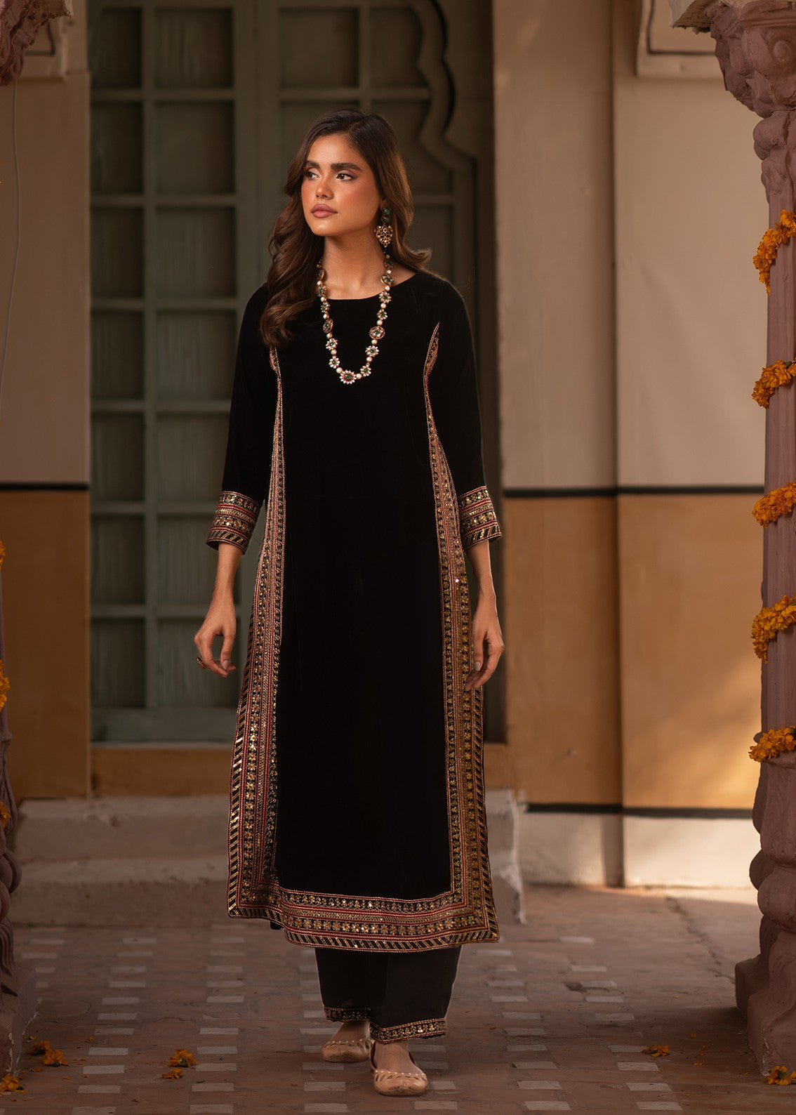 Tabassum Sultana Women 2pcs