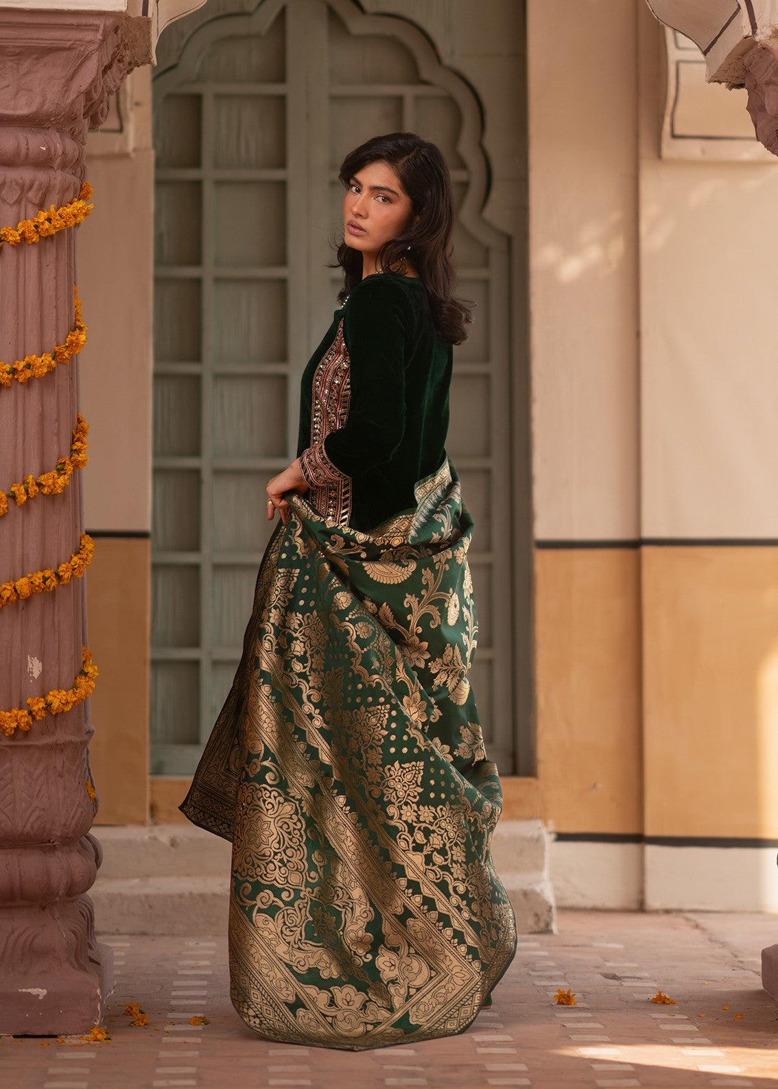 Tabassum Sakeenah Women 2pcs